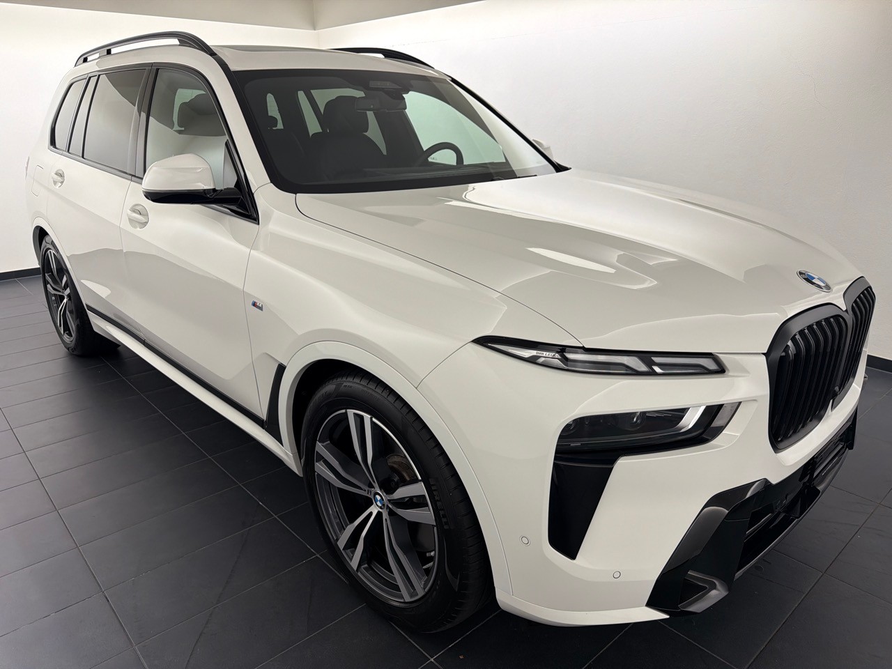 BMW X7 xDr 48 40d M Sport Pro-image-3