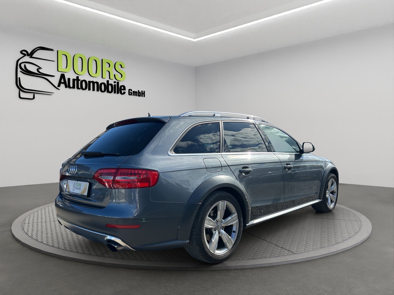 AUDI A4 allroad 2.0 TFSI quattro S-tronic-showroom-element-2