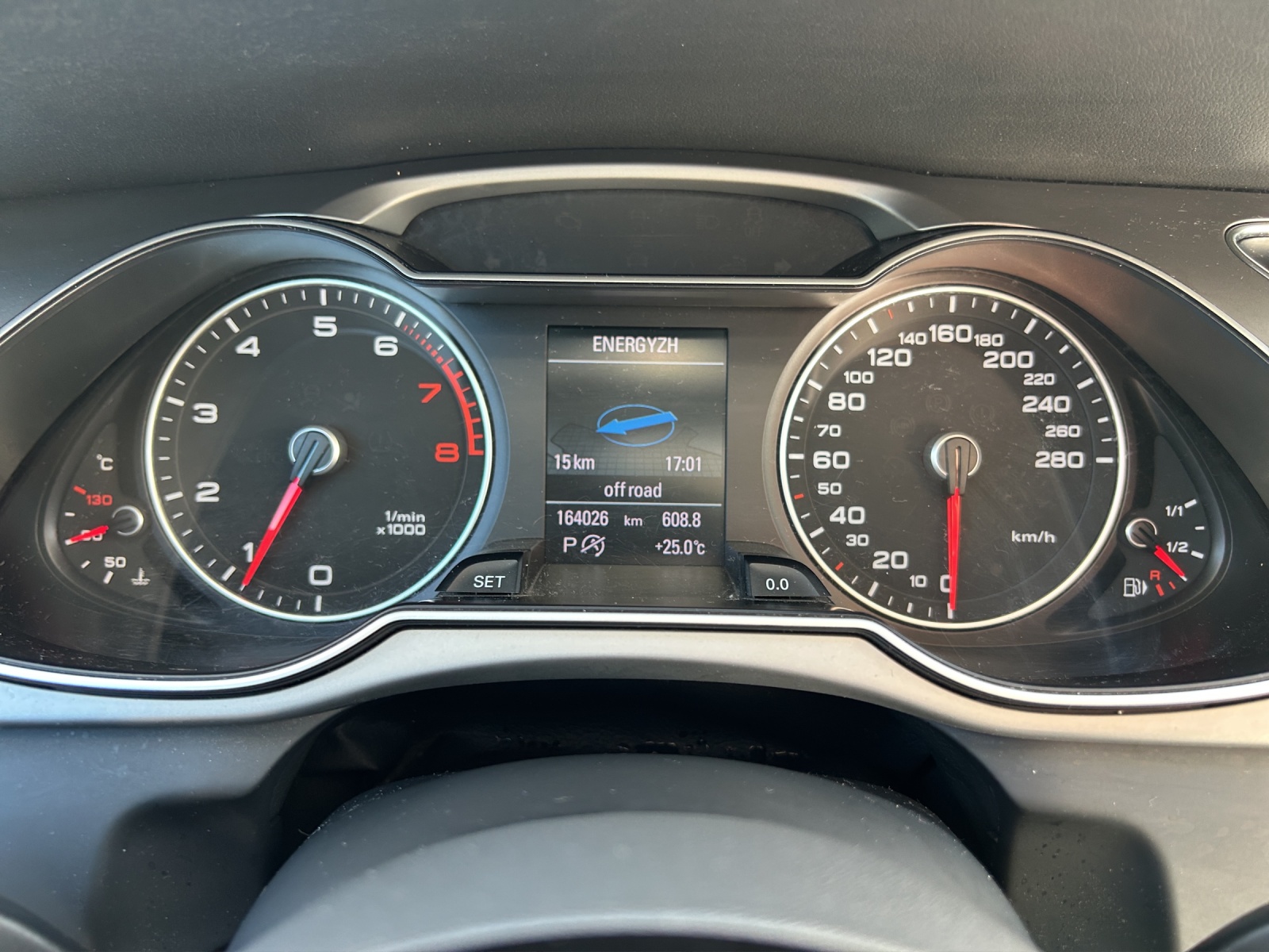 AUDI A4 allroad 2.0 TFSI quattro S-tronic-image-19