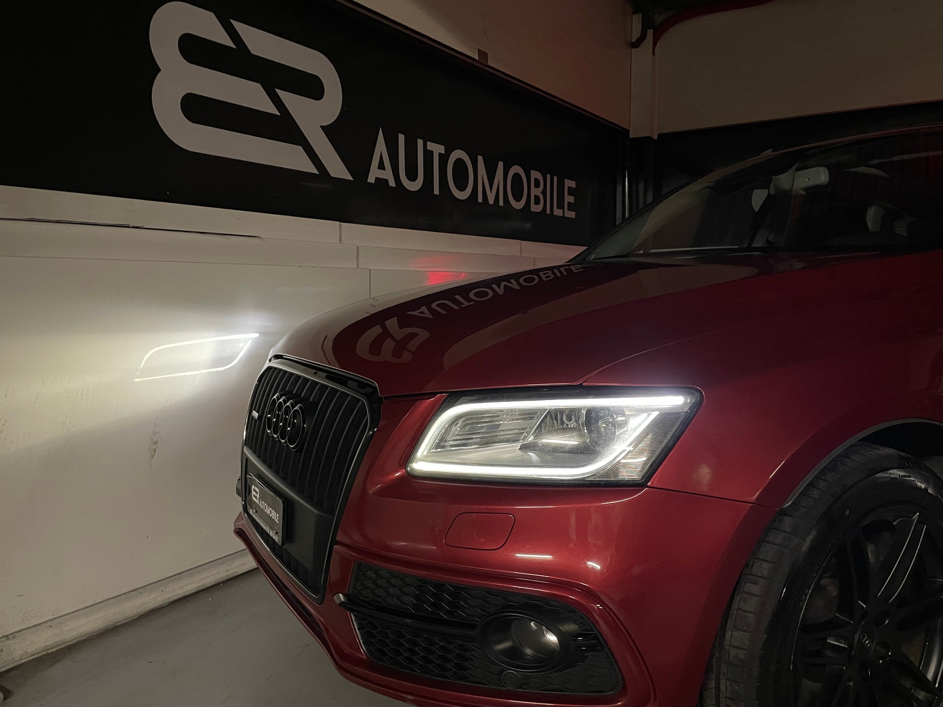 AUDI Q5 2.0 TFSI hybrid quattro tiptronic-image-8