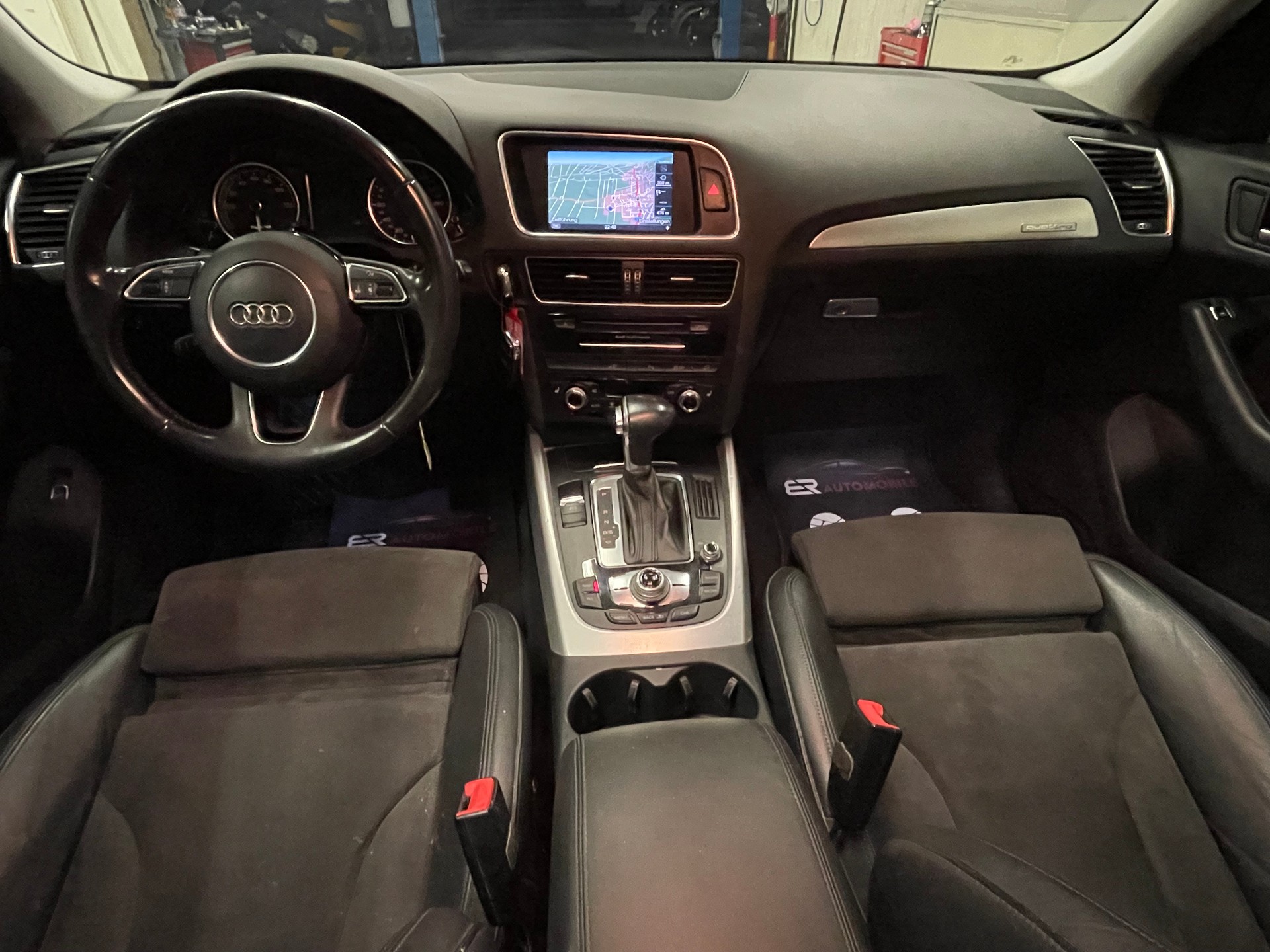 AUDI Q5 2.0 TFSI hybrid quattro tiptronic-image-10