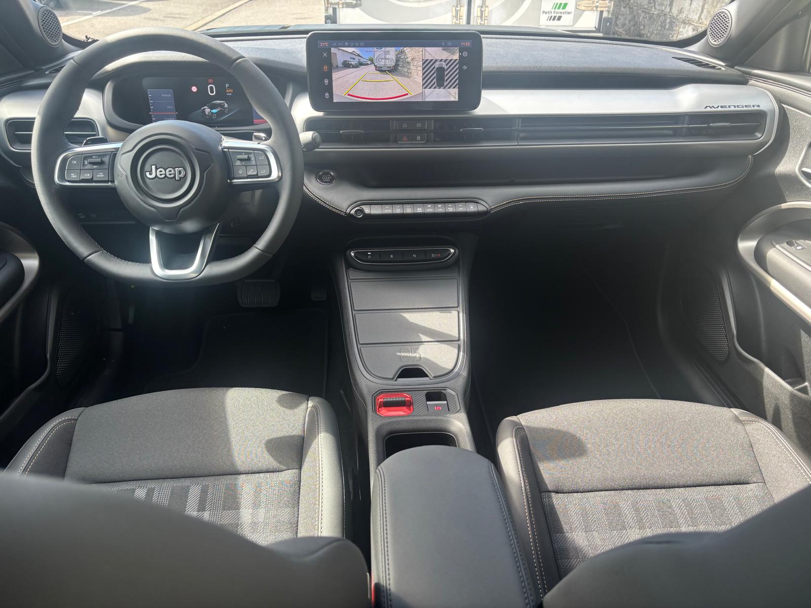 JEEP Avenger 1.2 MHEV 85th Anniversary Sky 4xe-image-7
