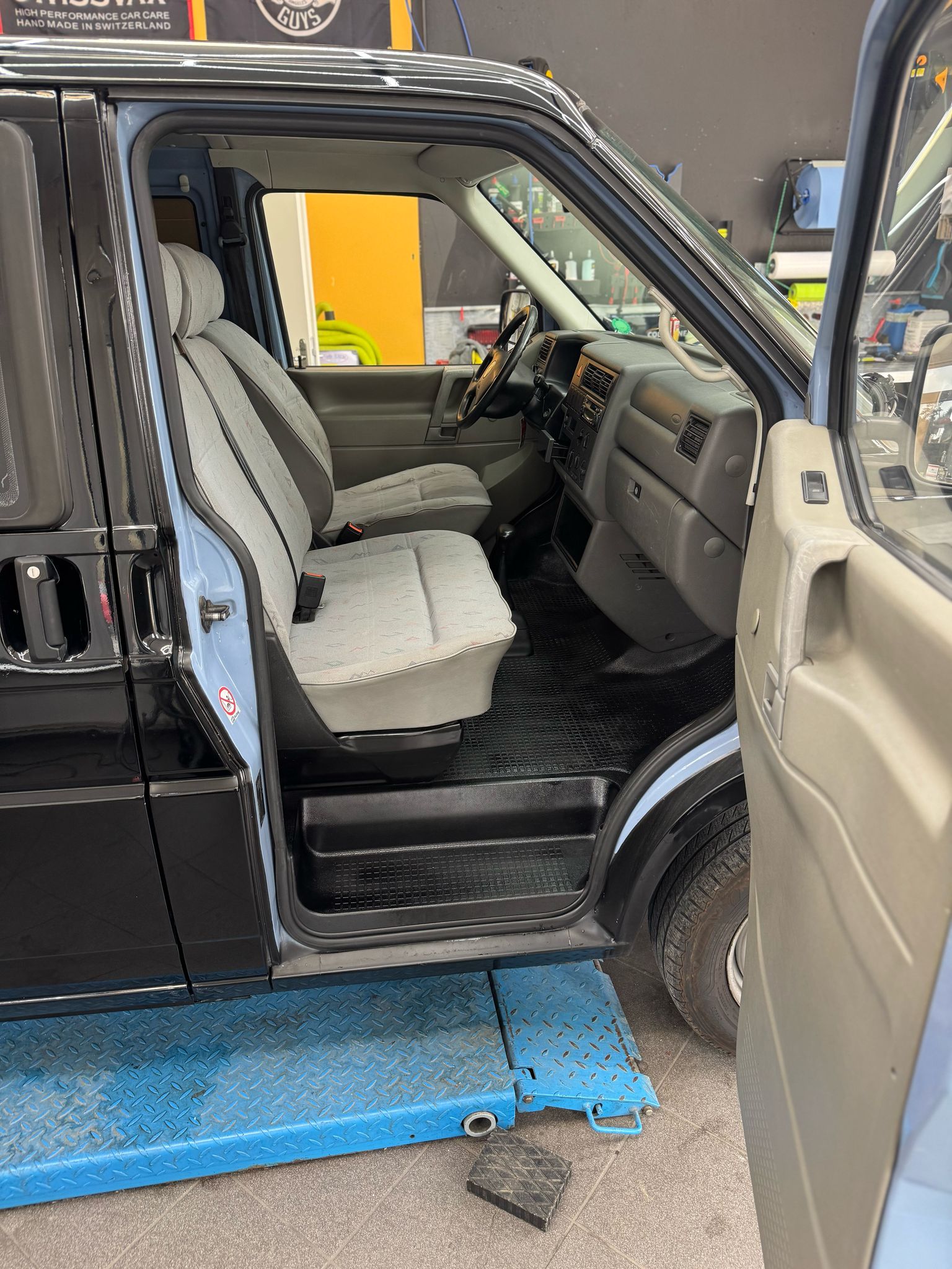 VW 2.5-image-6