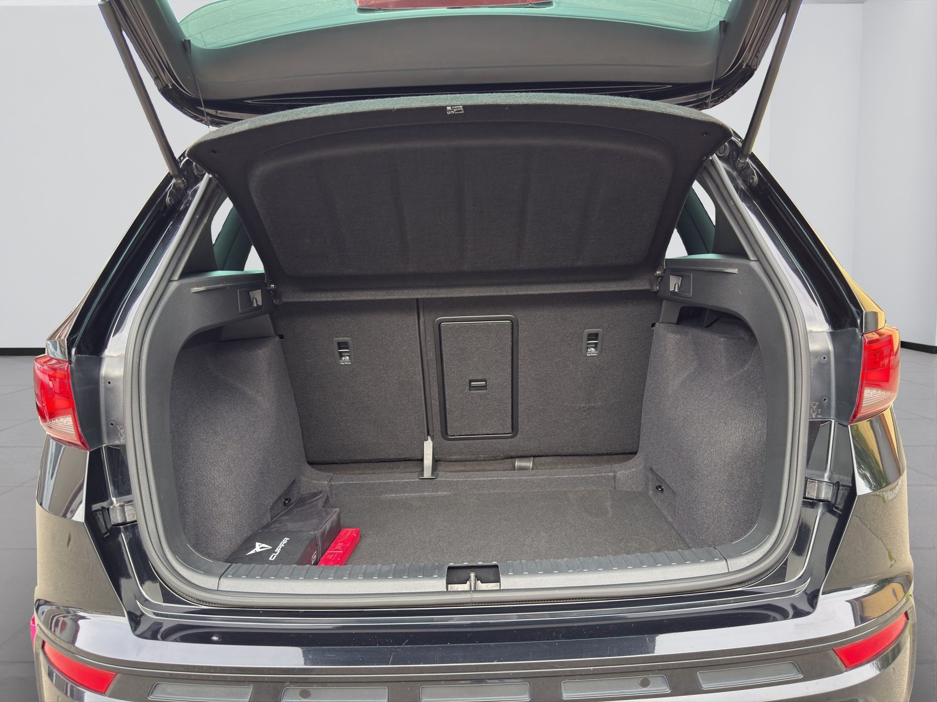 CUPRA Ateca 2.0TSI 4Drive DSG-image-17