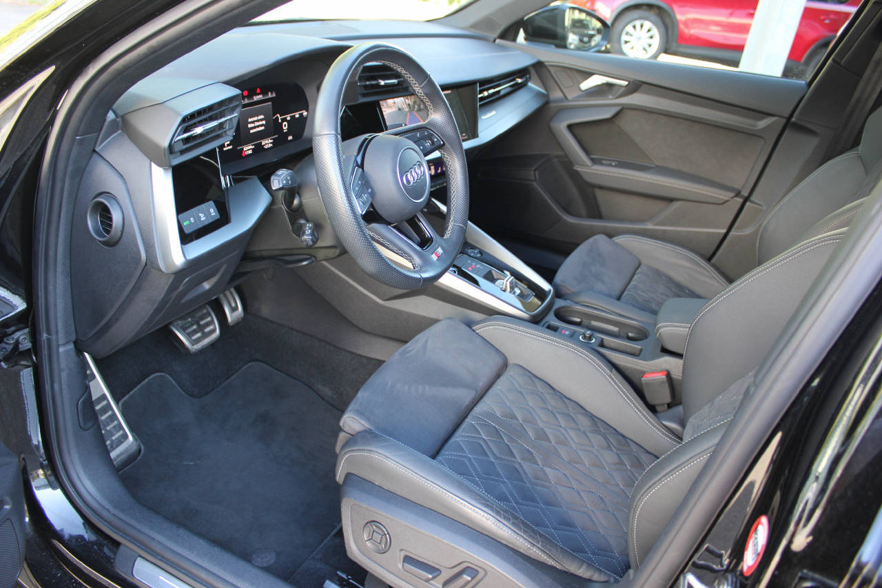 AUDI A3 Sportback 2.0 40 TFSI Advanced quattro S-Line Interieur-image-5