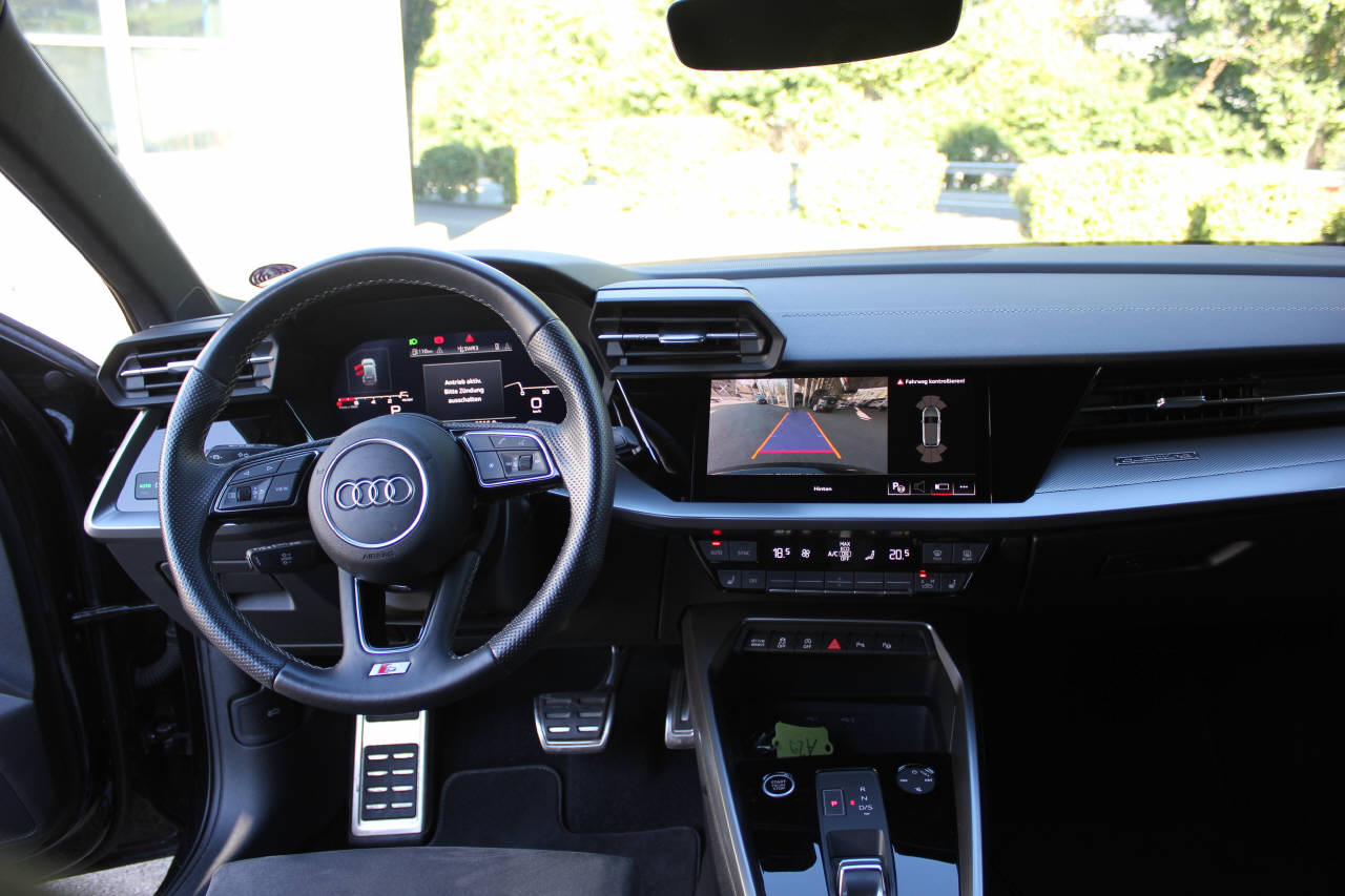 AUDI A3 Sportback 2.0 40 TFSI Advanced quattro S-Line-image-5
