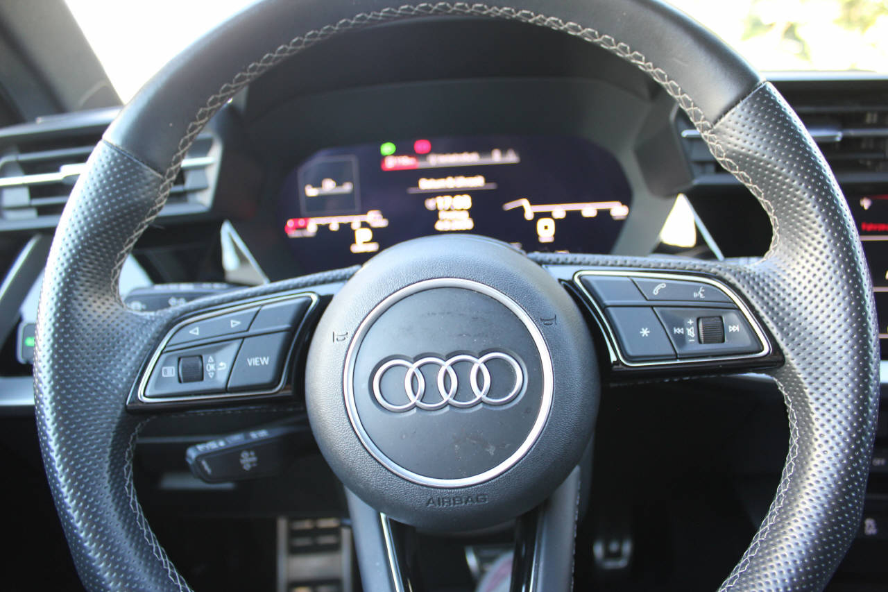 AUDI A3 Sportback 2.0 40 TFSI Advanced quattro S-Line Interieur-image-8