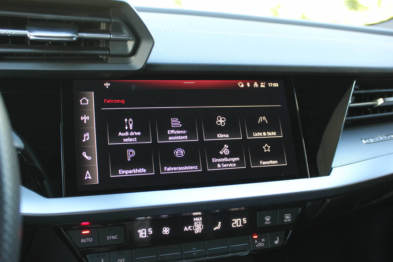 AUDI A3 Sportback 2.0 40 TFSI Advanced quattro S-Line-image-9