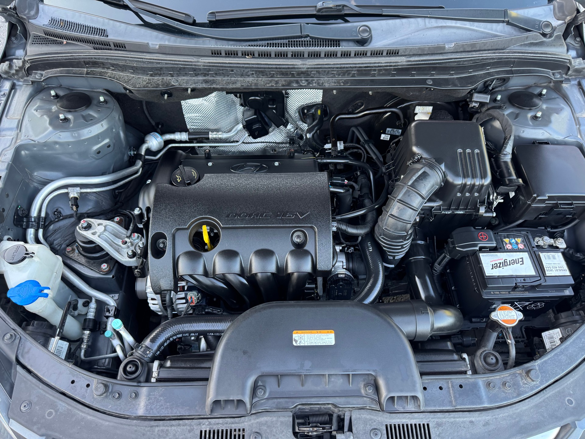 HYUNDAI i30 1.4 Comfort-image-11