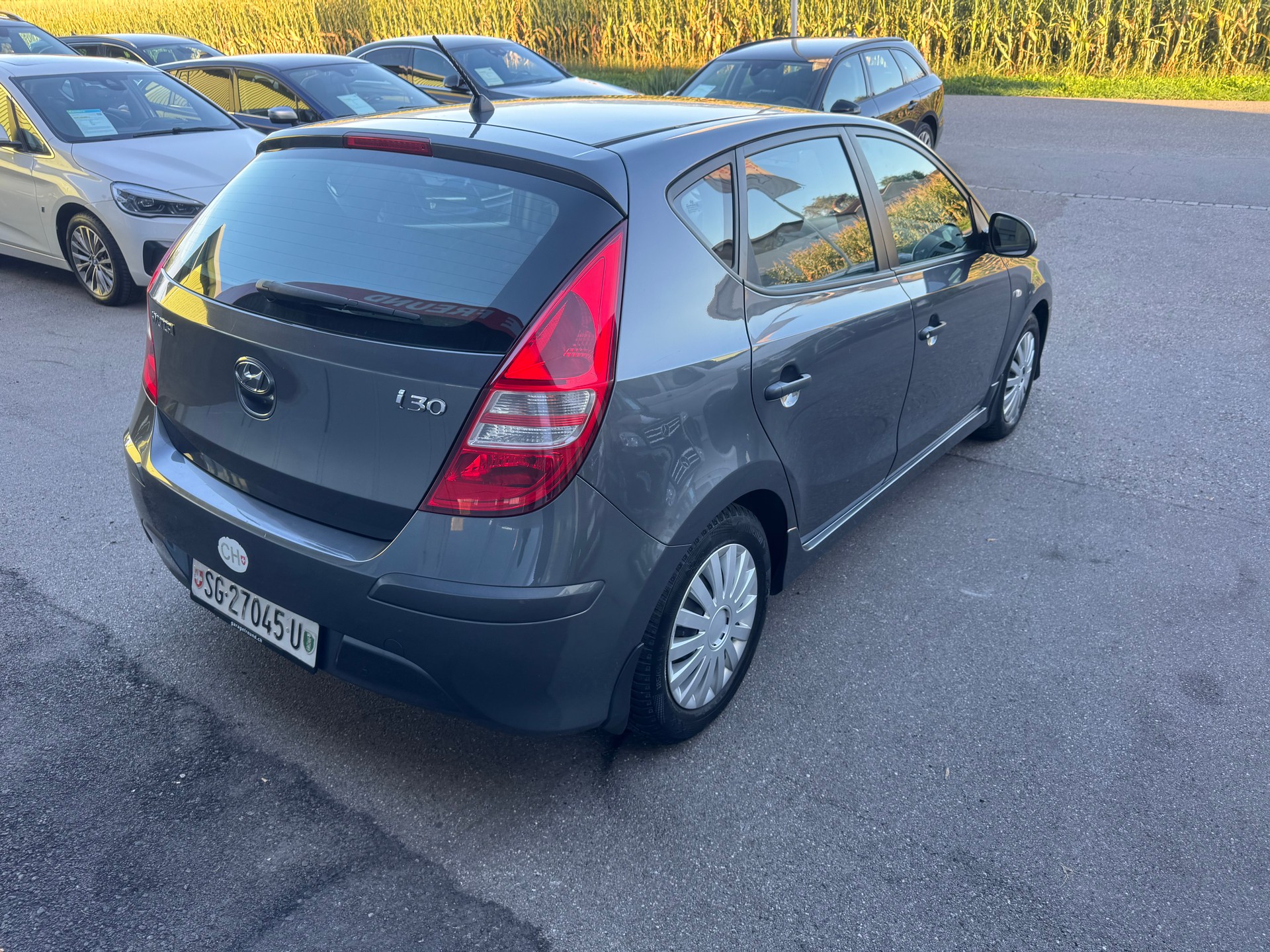HYUNDAI i30 1.4 Comfort-image-8