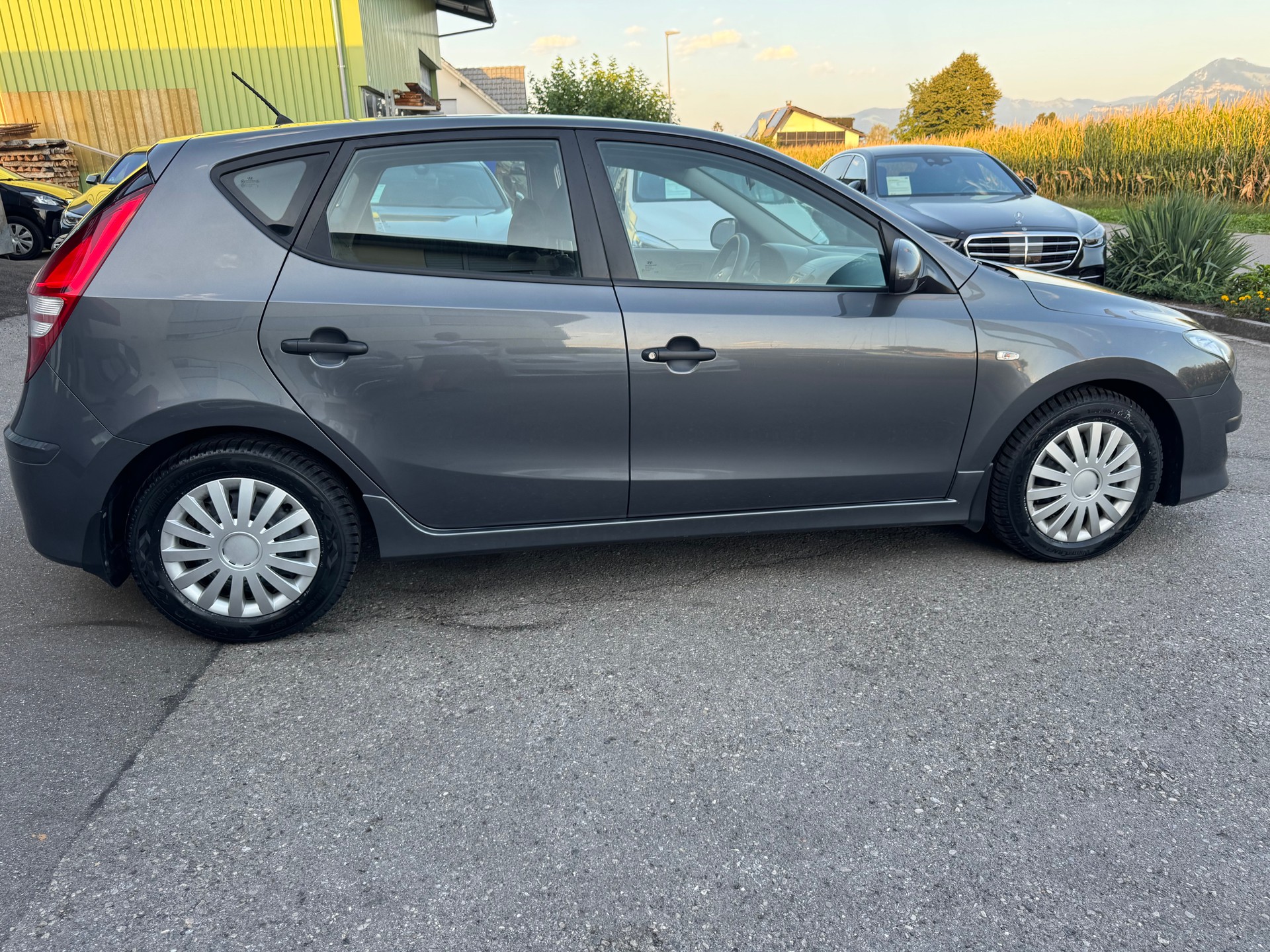 HYUNDAI i30 1.4 Comfort-image-10