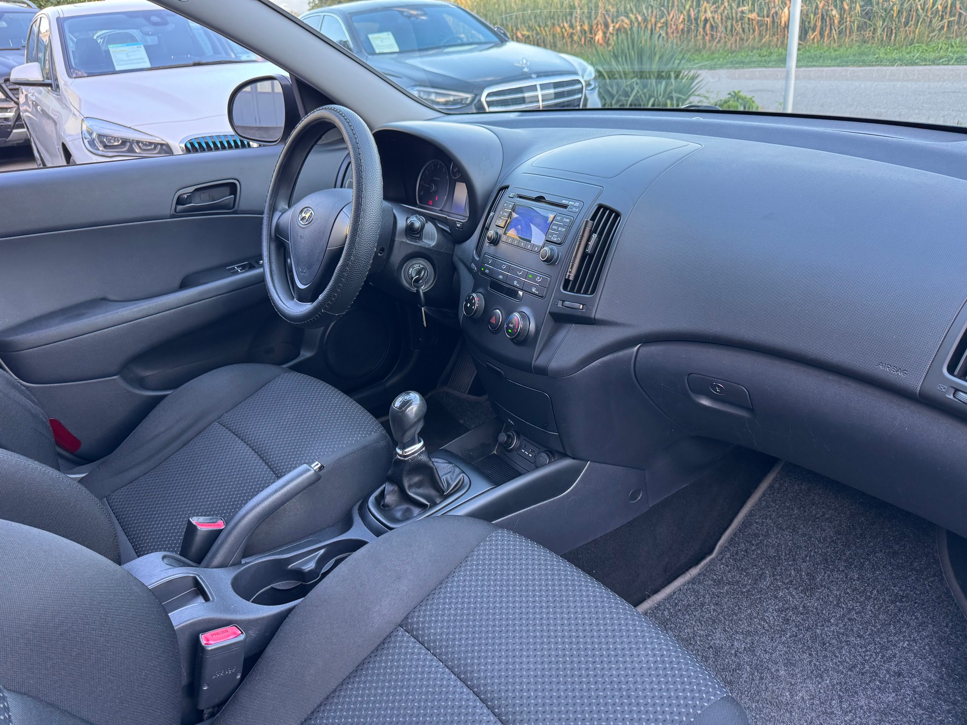 HYUNDAI i30 1.4 Comfort-image-12