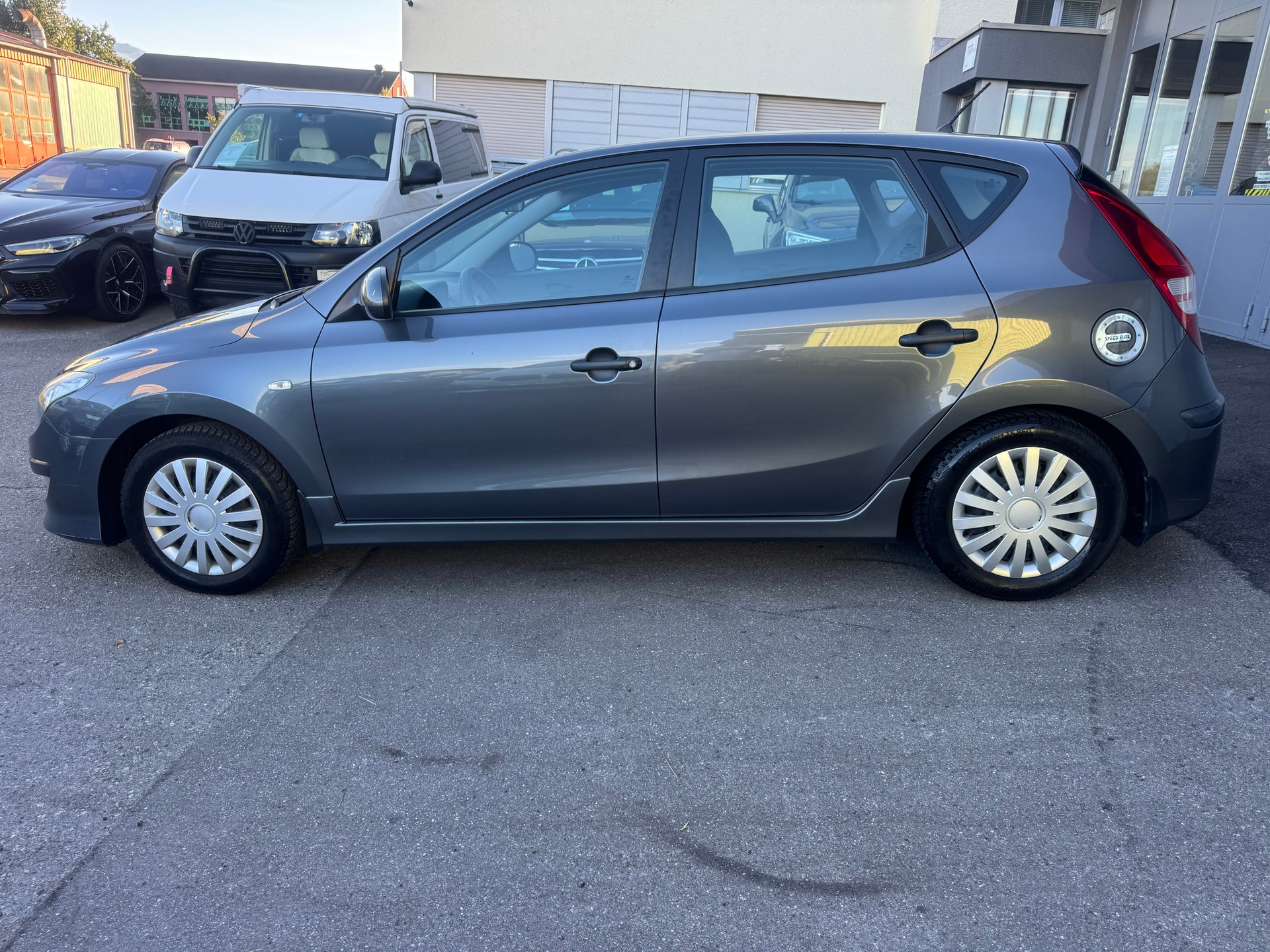 HYUNDAI i30 1.4 Comfort-image-5