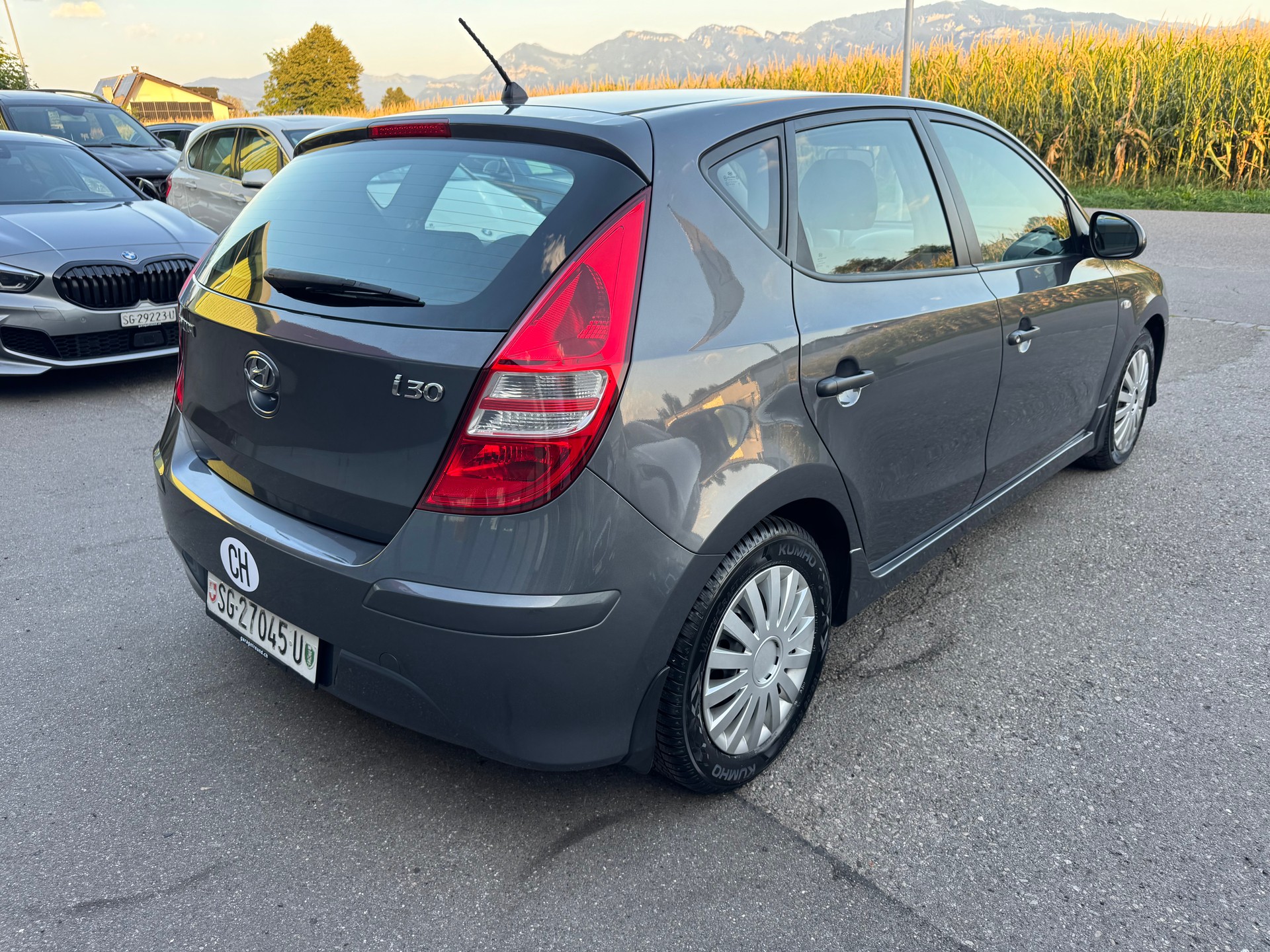 HYUNDAI i30 1.4 Comfort-image-9