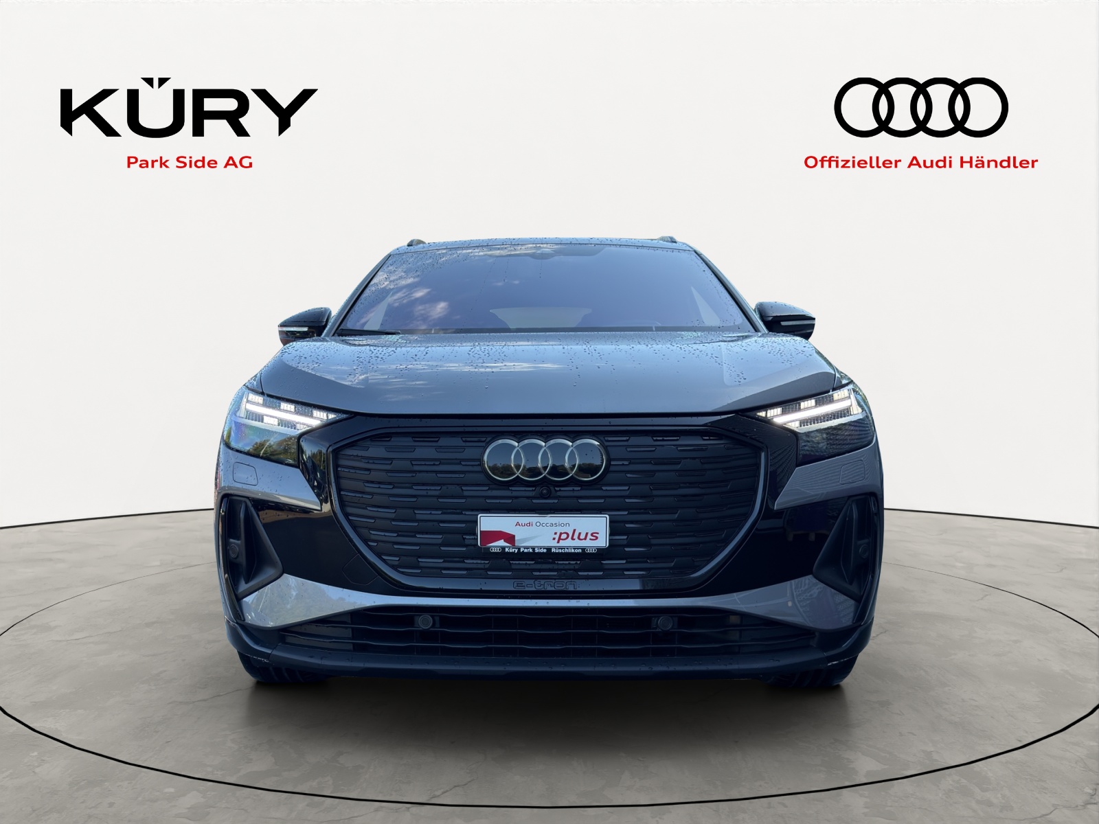 AUDI Q4 50 e-tron quattro 299PS-showroom-element-1