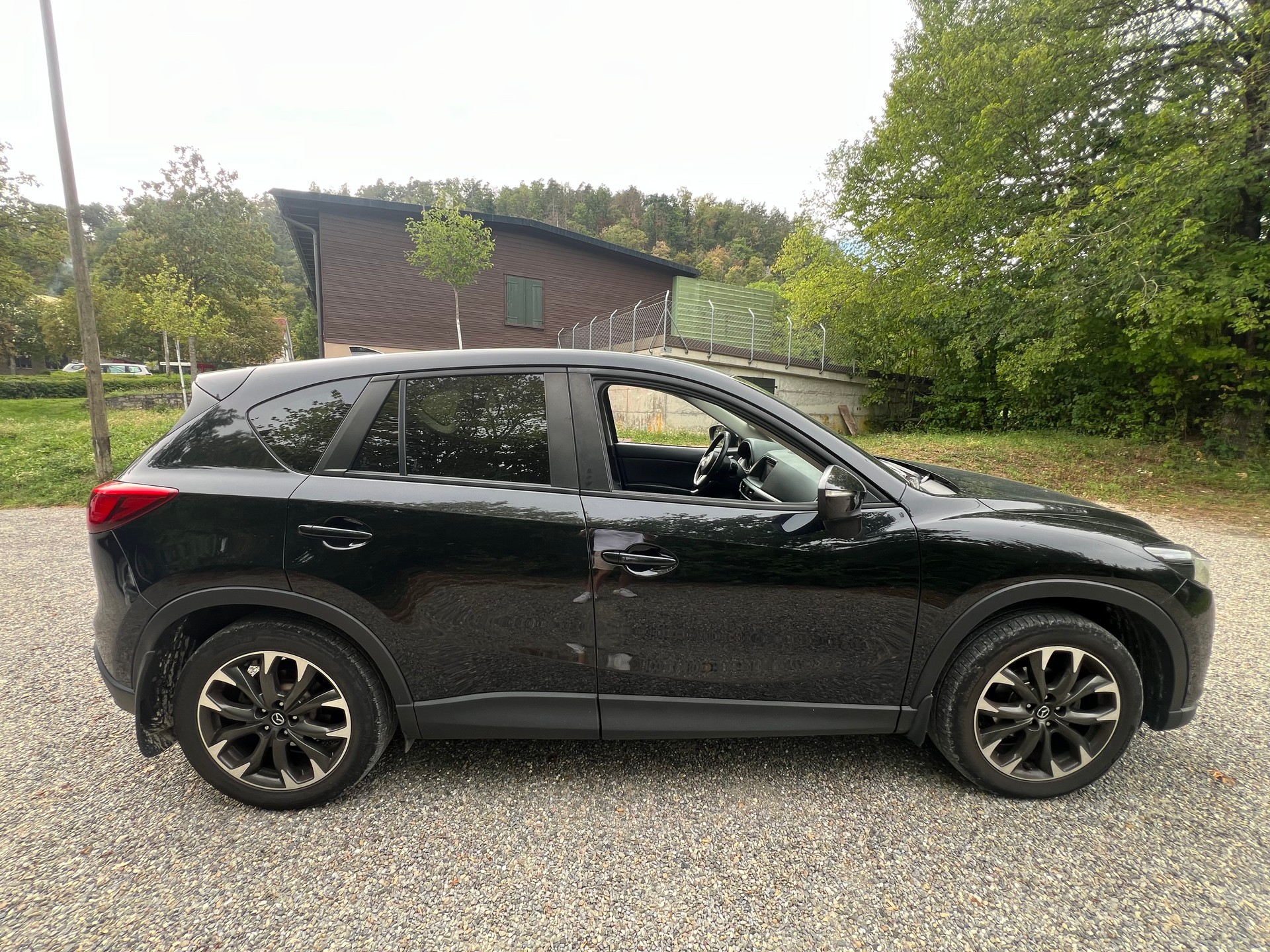 MAZDA CX-5 2.2 D HP Revolution AWD-image-3