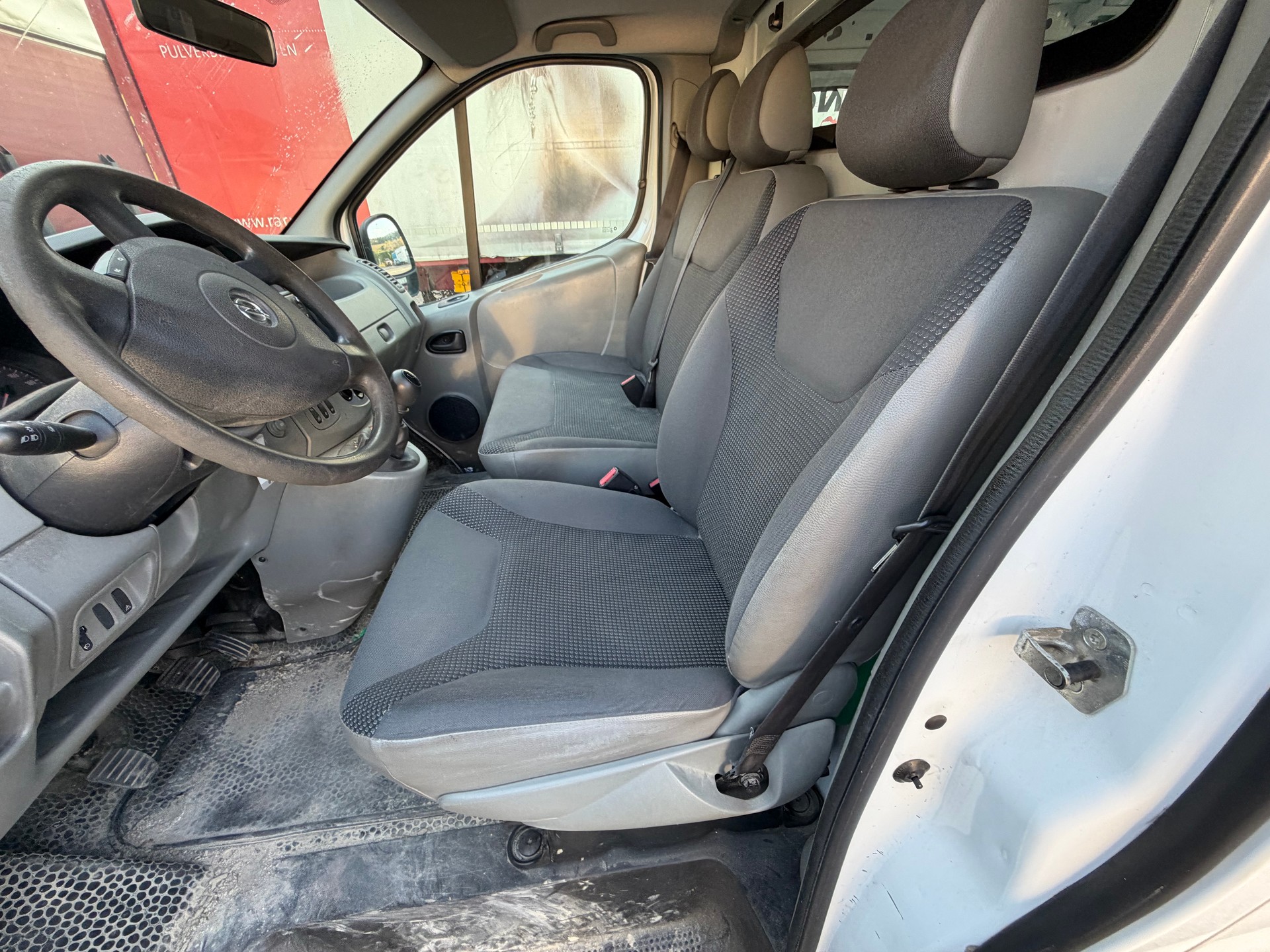 OPEL Vivaro 2.0 CDTI 2.9t L1H1-image-6