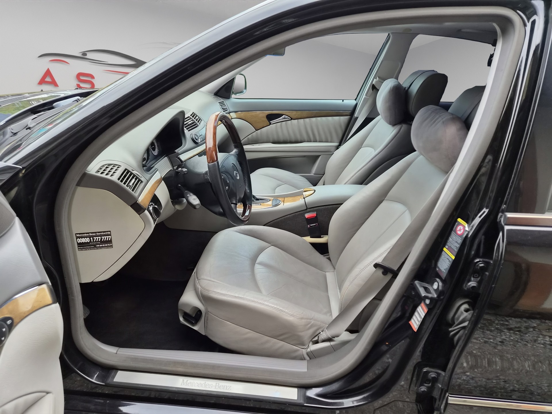 MERCEDES-BENZ E 320 CDI Avantgarde 7G-Tronic-image-9