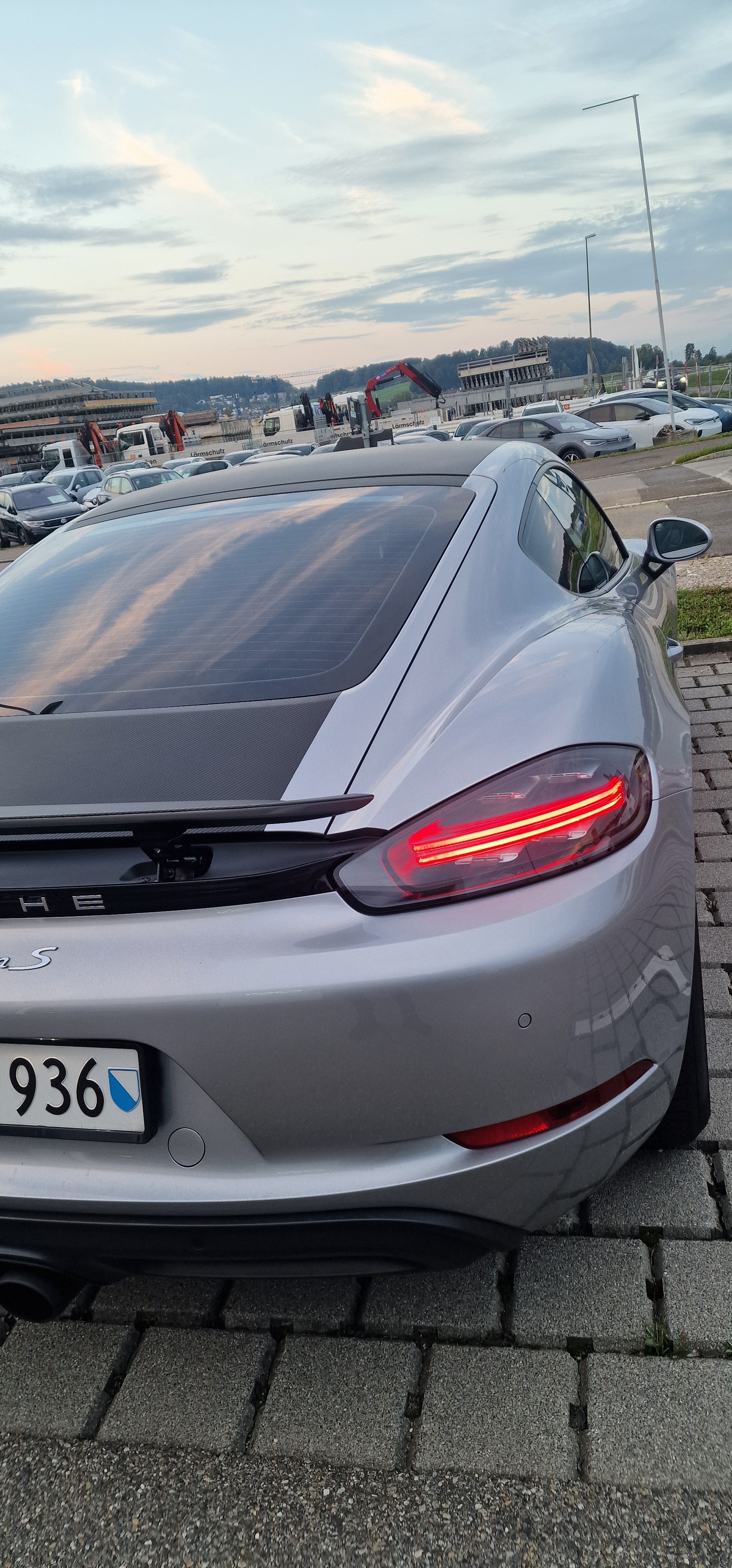 PORSCHE 2.5 S-image-8