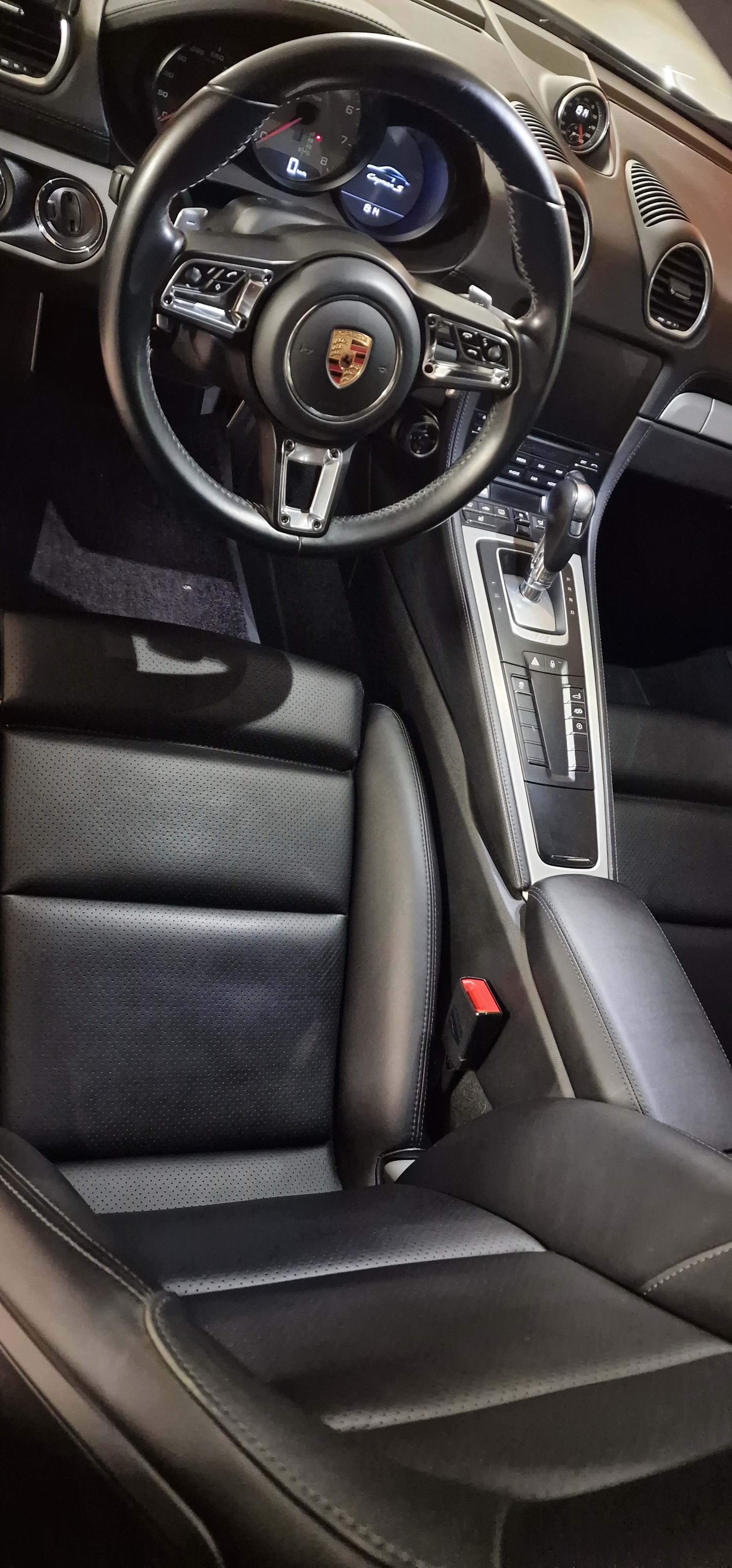 PORSCHE 2.5 S-image-4
