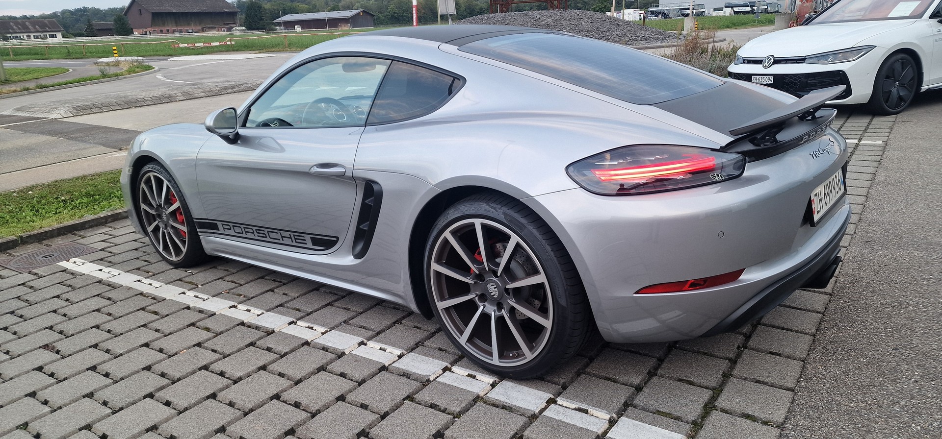 PORSCHE 2.5 S-image-2