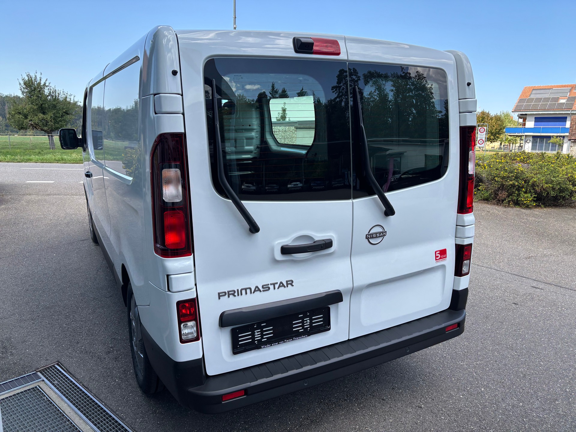 NISSAN Primastar 150 3.0L2H1 N-Connecta MY27-image-2