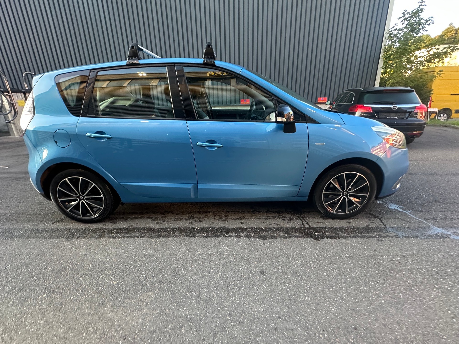 RENAULT Scénic 2.0 16V Dynamique X-Tronic CVT-image-7