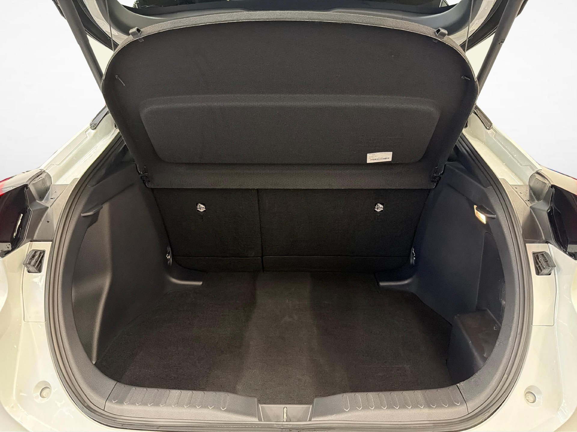 TOYOTA C-HR 2.0 HEV Trend 4x4-image-11