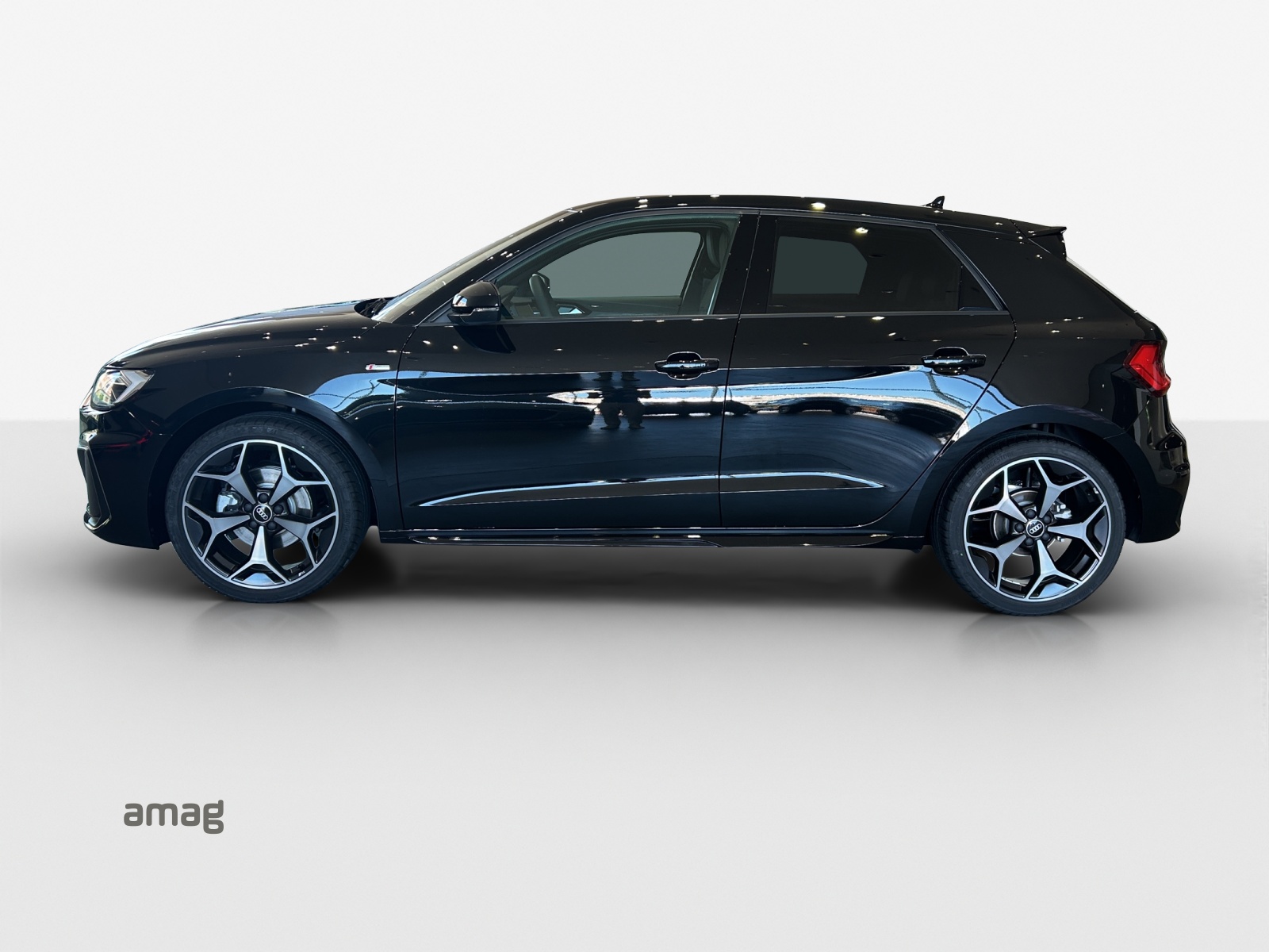 AUDI A1 Sportback 30 TFSI S Line Attraction S-tronic-image-1