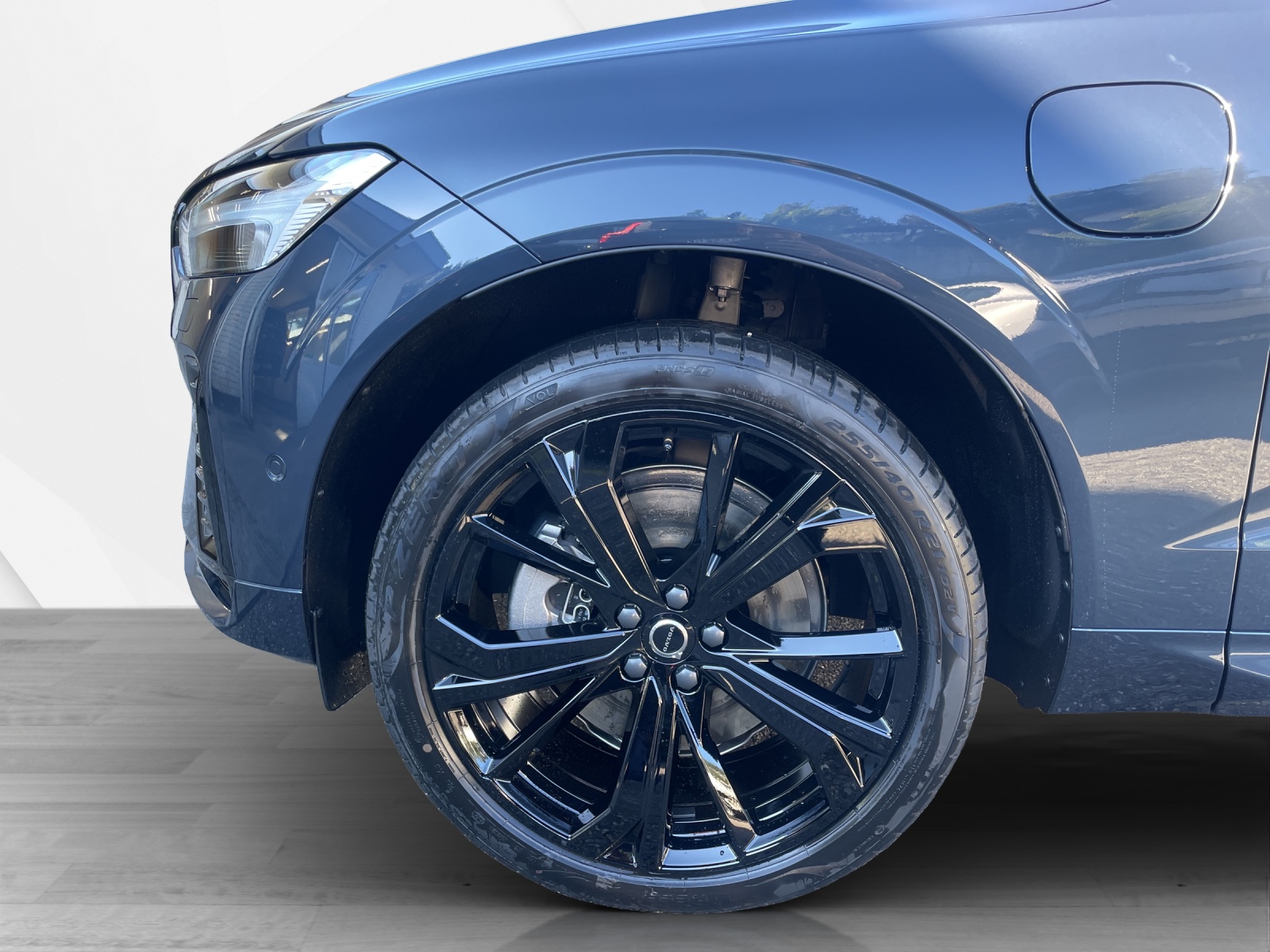 VOLVO XC60 2.0 T6 TE Black Edition eAWD-image-8