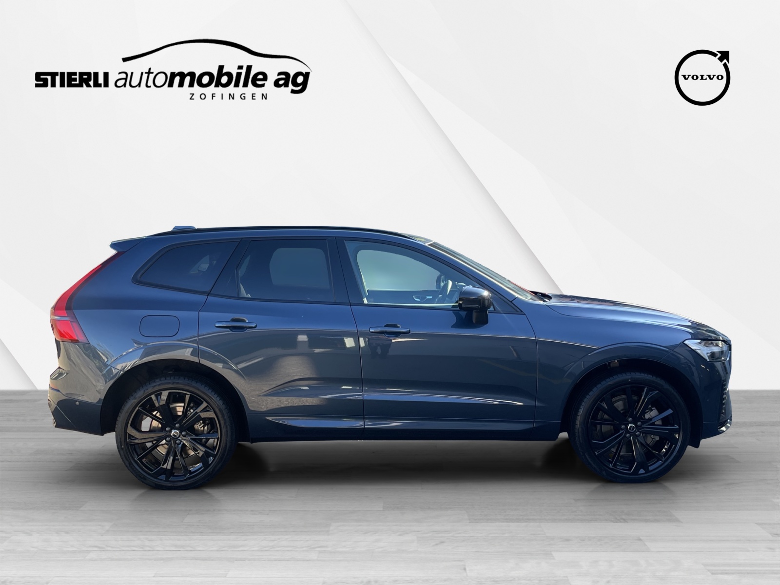 VOLVO XC60 2.0 T6 TE Black Edition eAWD-image-3