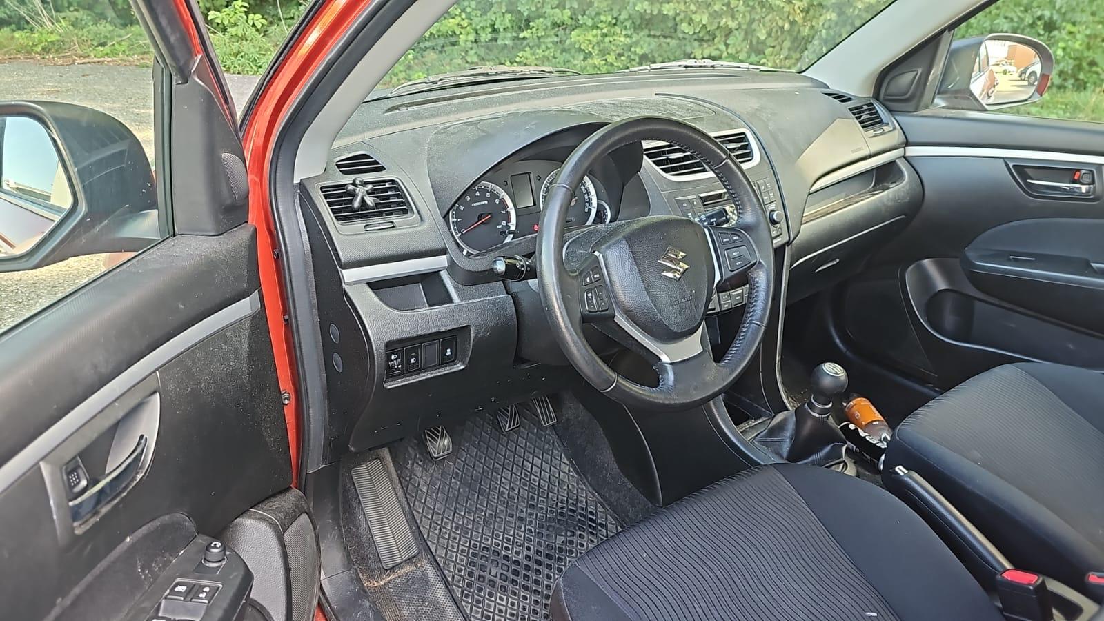 SUZUKI Swift 1.2i 16V GL Top 4x4-image-4