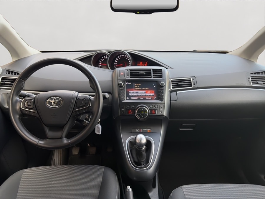 TOYOTA Verso 1.8 Trend-image-12