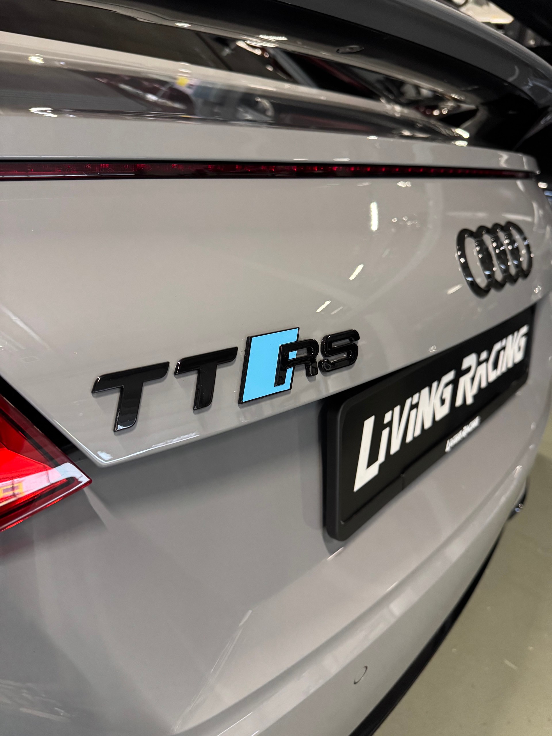 AUDI TT RS Coupé 2.5 TFSI quattro S-tronic *Stg2+*-image-5