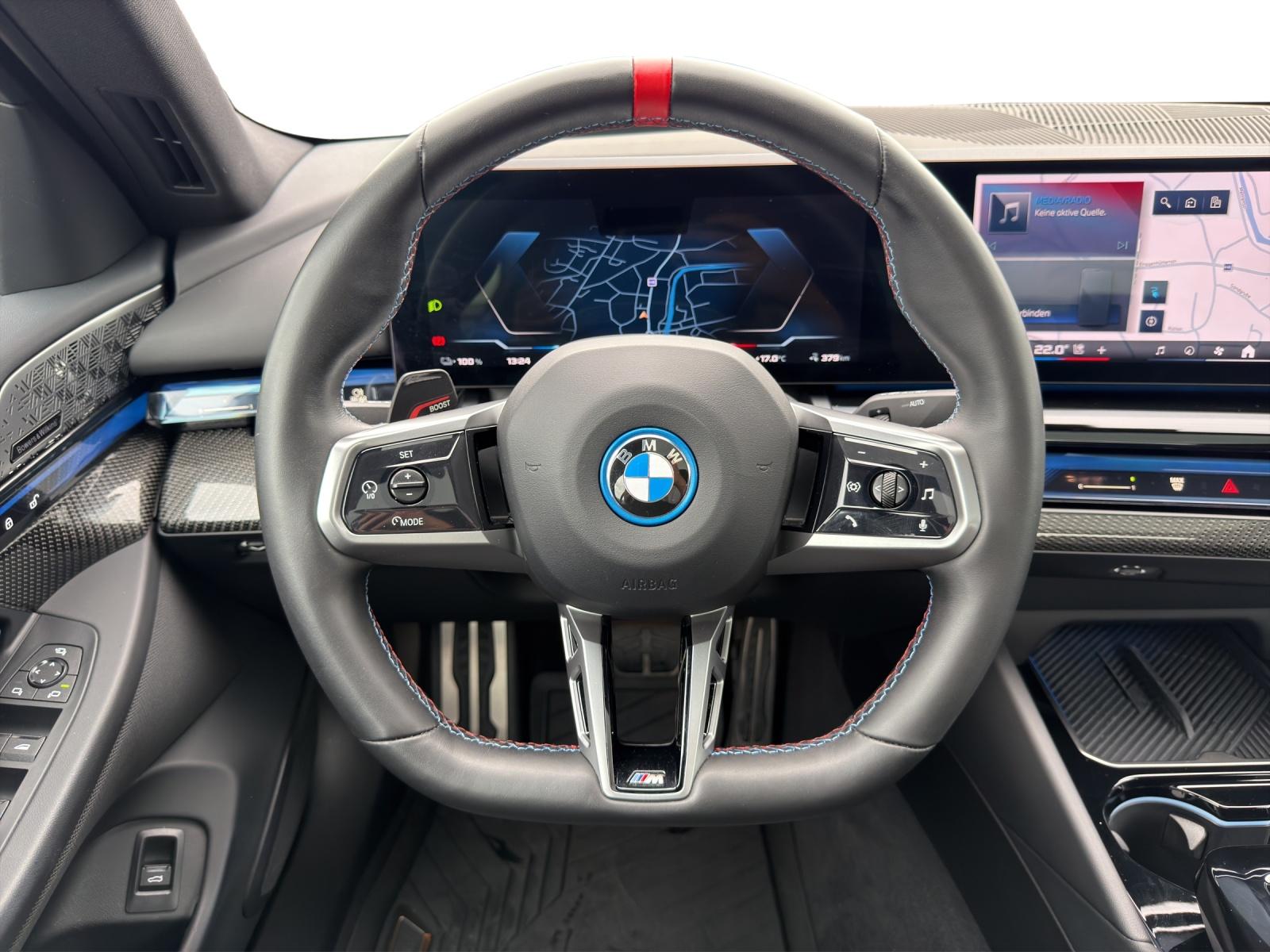 BMW i5 M60 xDrive Limousine M Sport Pro-image-10
