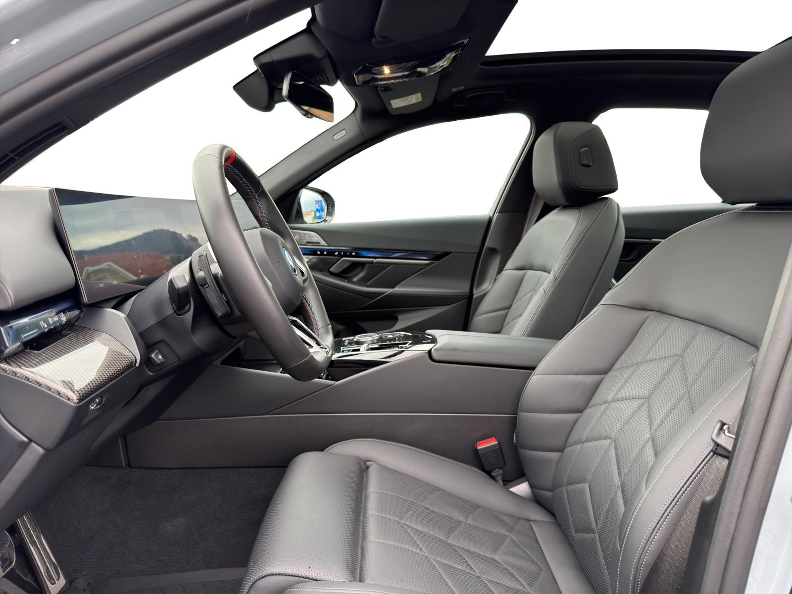 BMW i5 M60 xDrive Limousine M Sport Pro-image-8