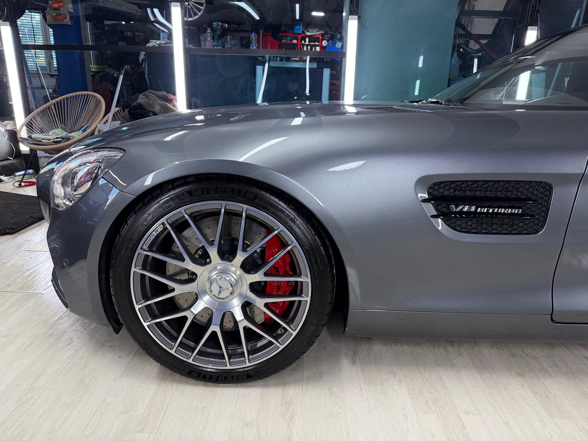 MERCEDES-BENZ AMG GT S Speedshift DCT-image-3