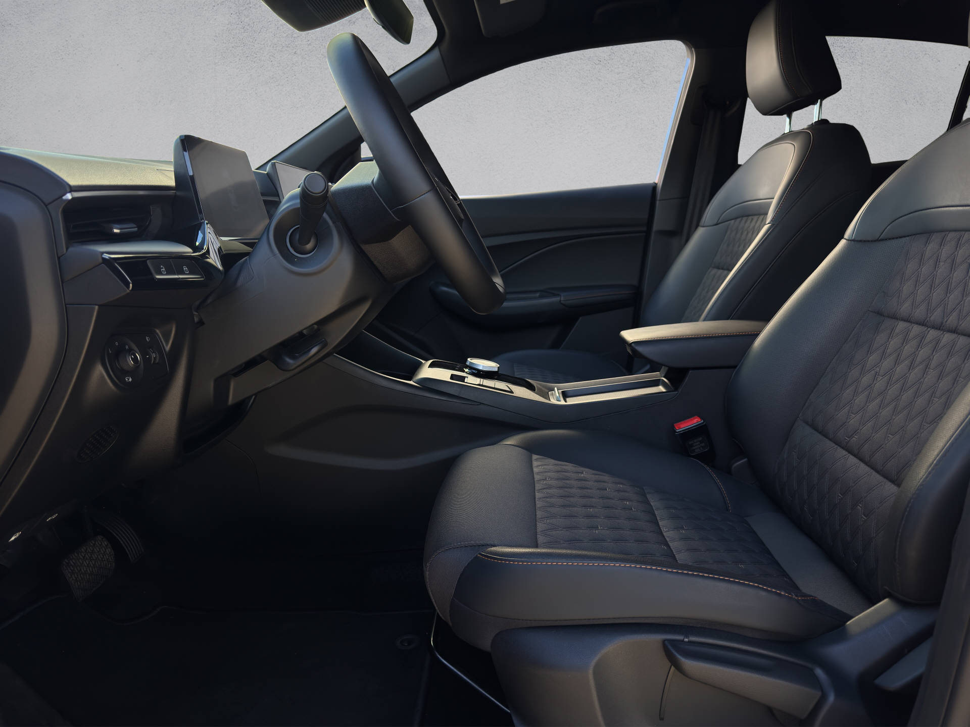 MG 3 1.5 Hybrid Luxury-image-9