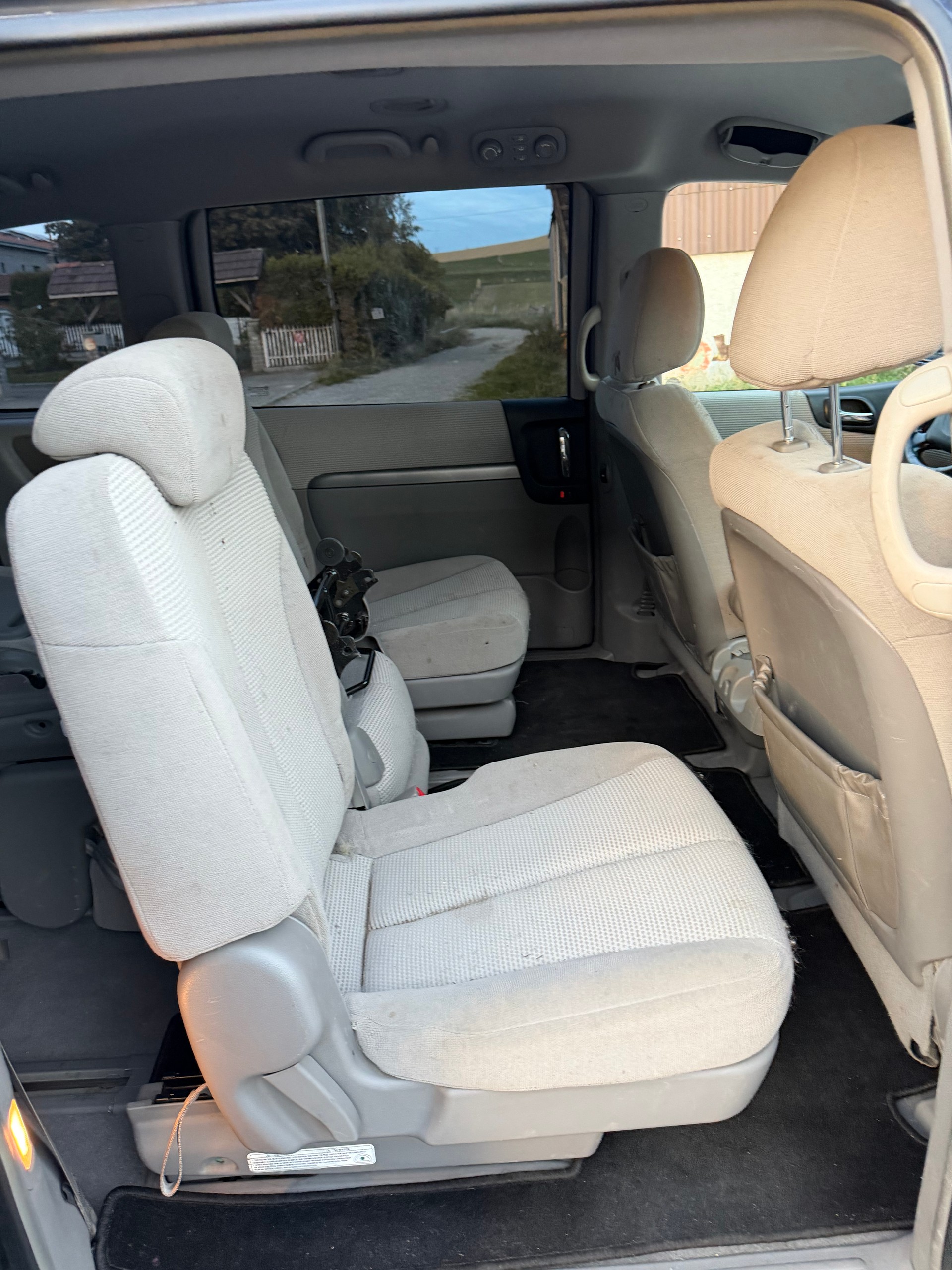 KIA Carnival 2.9 CRDi Trend-image-7