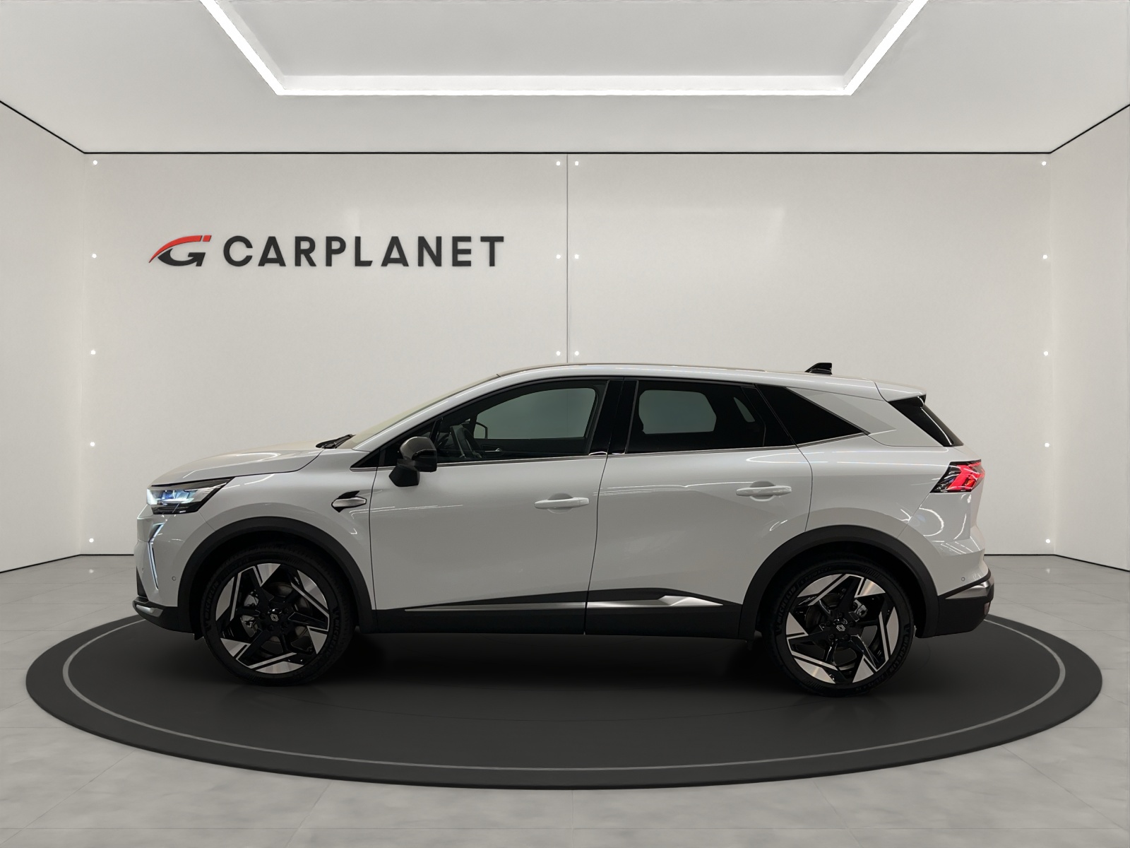 RENAULT Symbioz 1.8 E-Tech iconic-showroom-element-2
