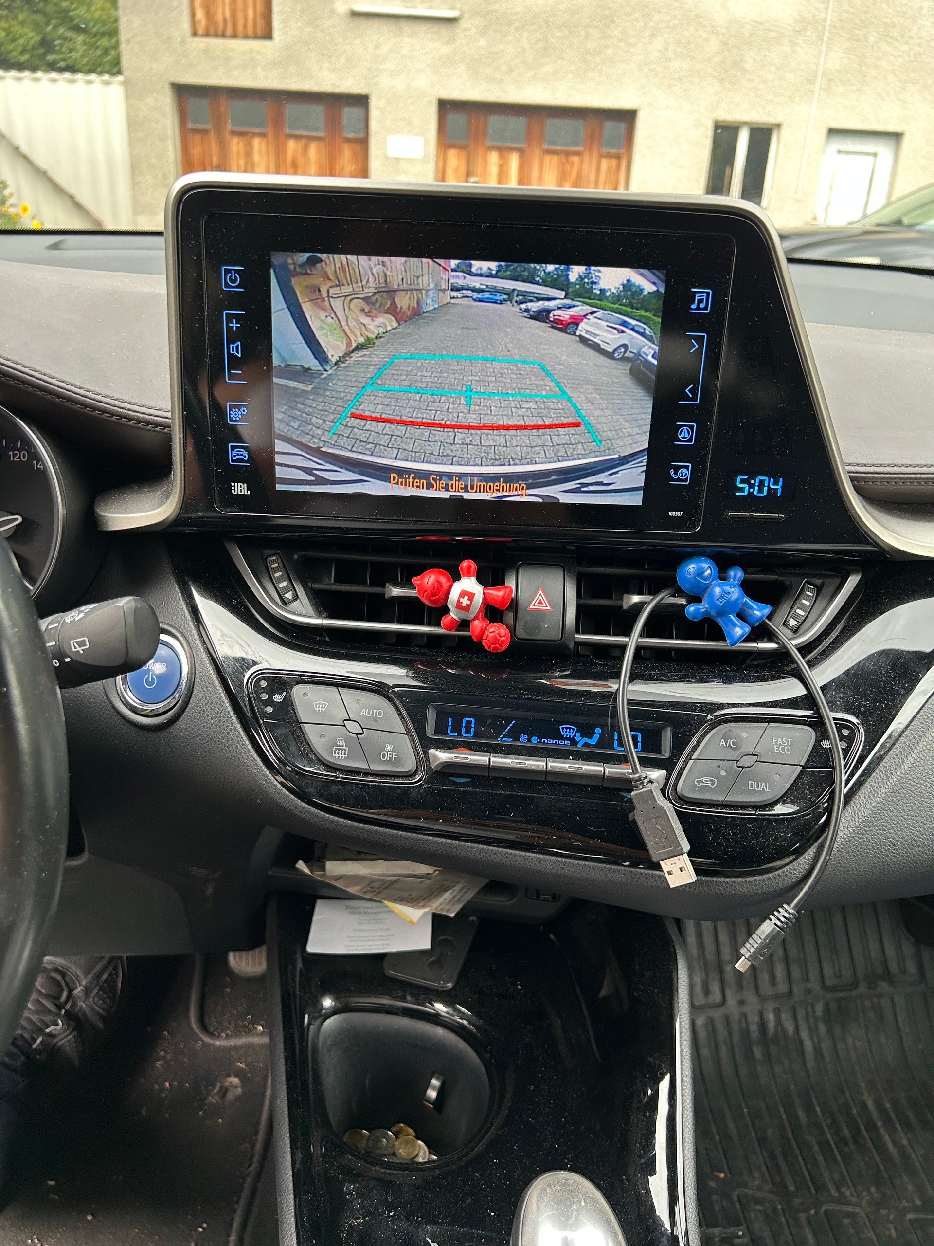 TOYOTA C-HR 1.8 HSD Comfort CVT-image-7
