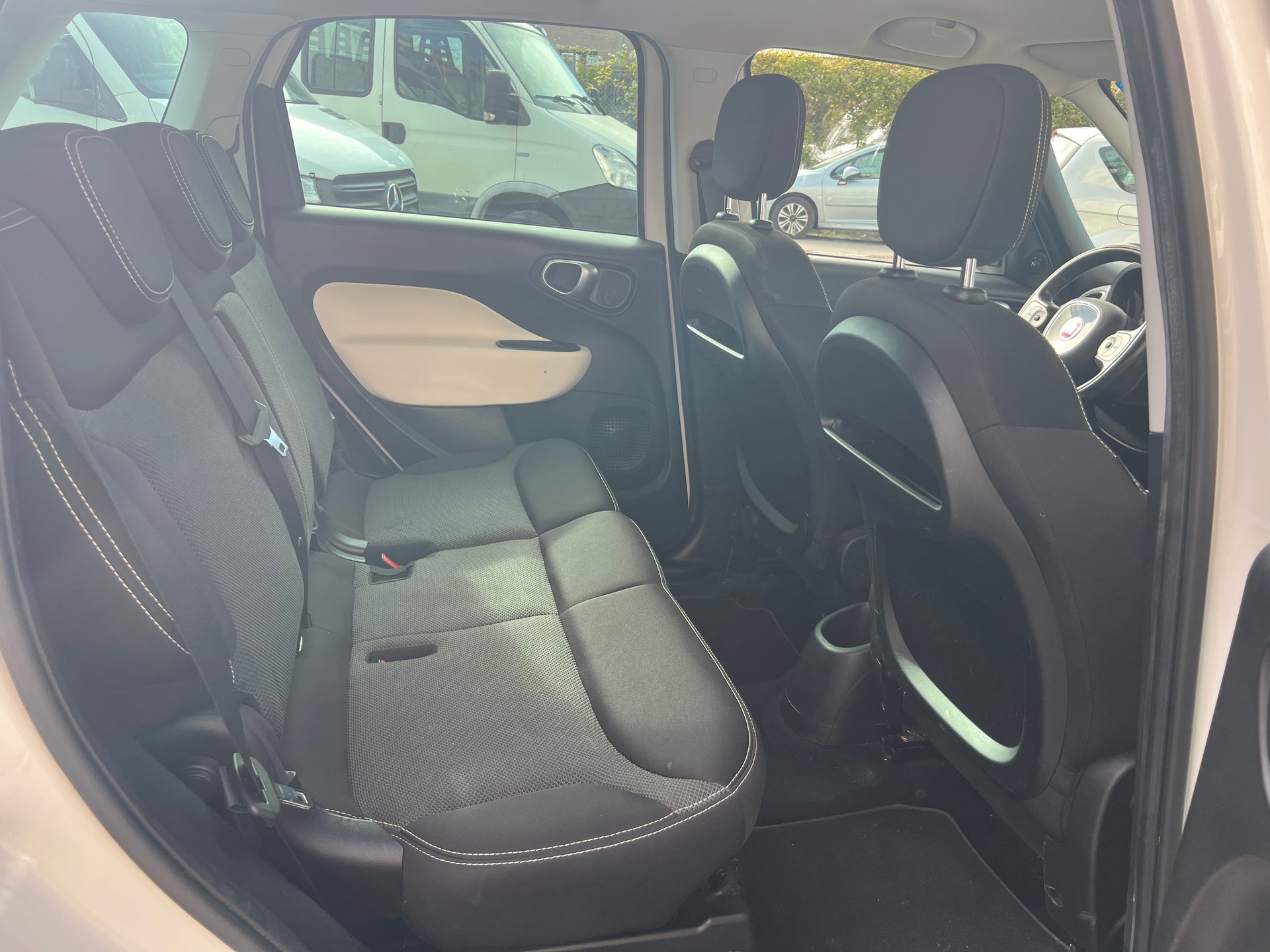 FIAT 500L 1.6 JTD Trekking-image-13