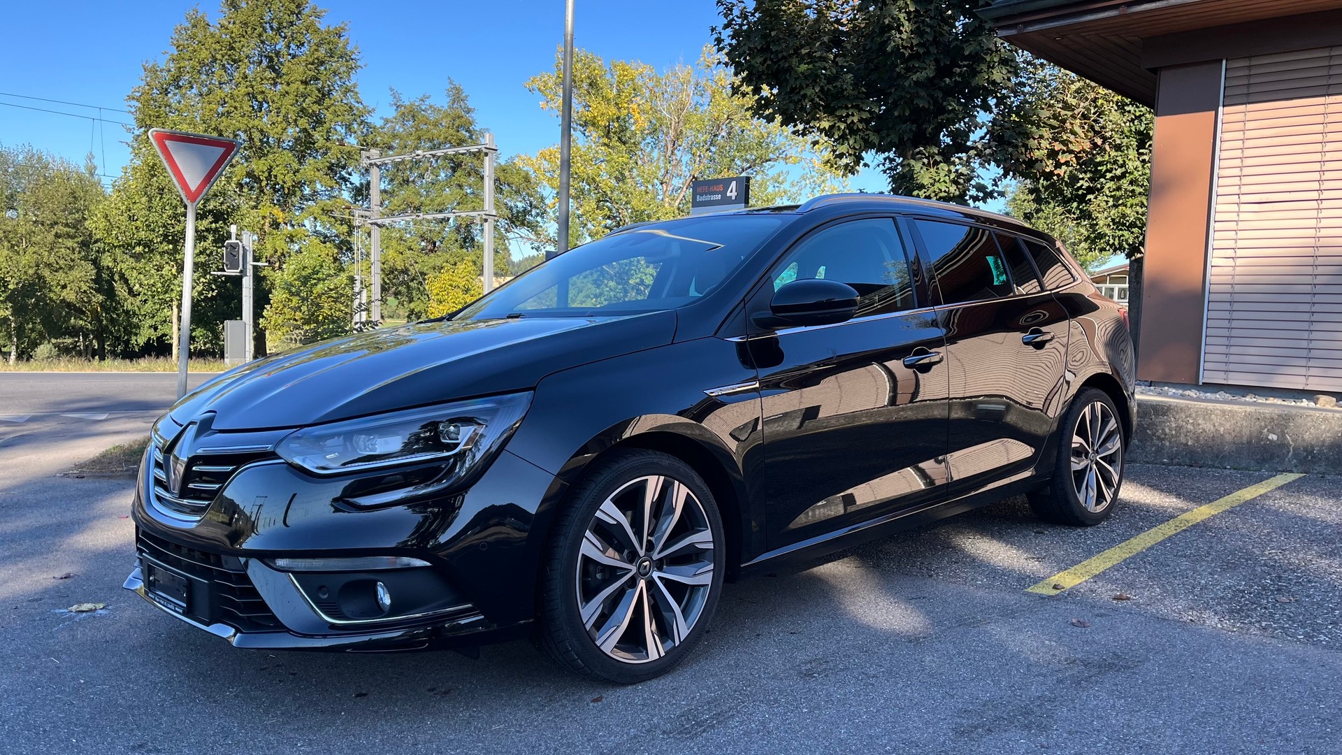 RENAULT 1.3 TCe 160 Intens EDC PF-image-0