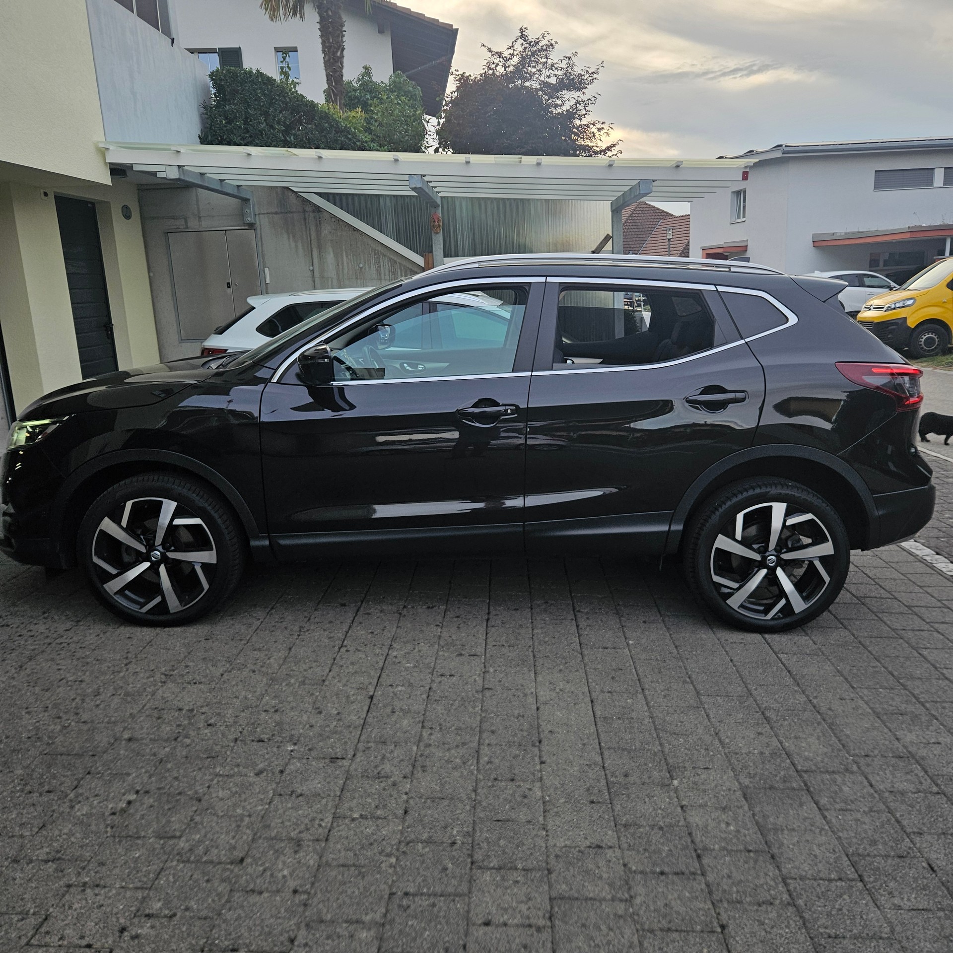 NISSAN 1.7 dCi Tekna 4x4-image-2