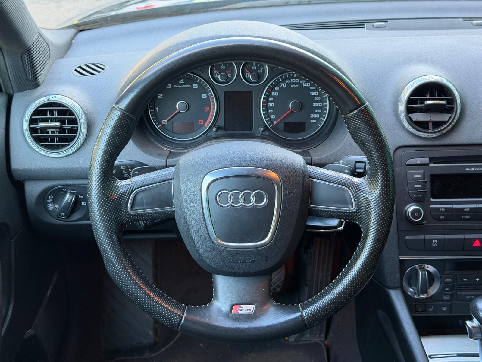 AUDI A3 Sportback 2.0 TFSI S-Line quattro S-tronic-image-9