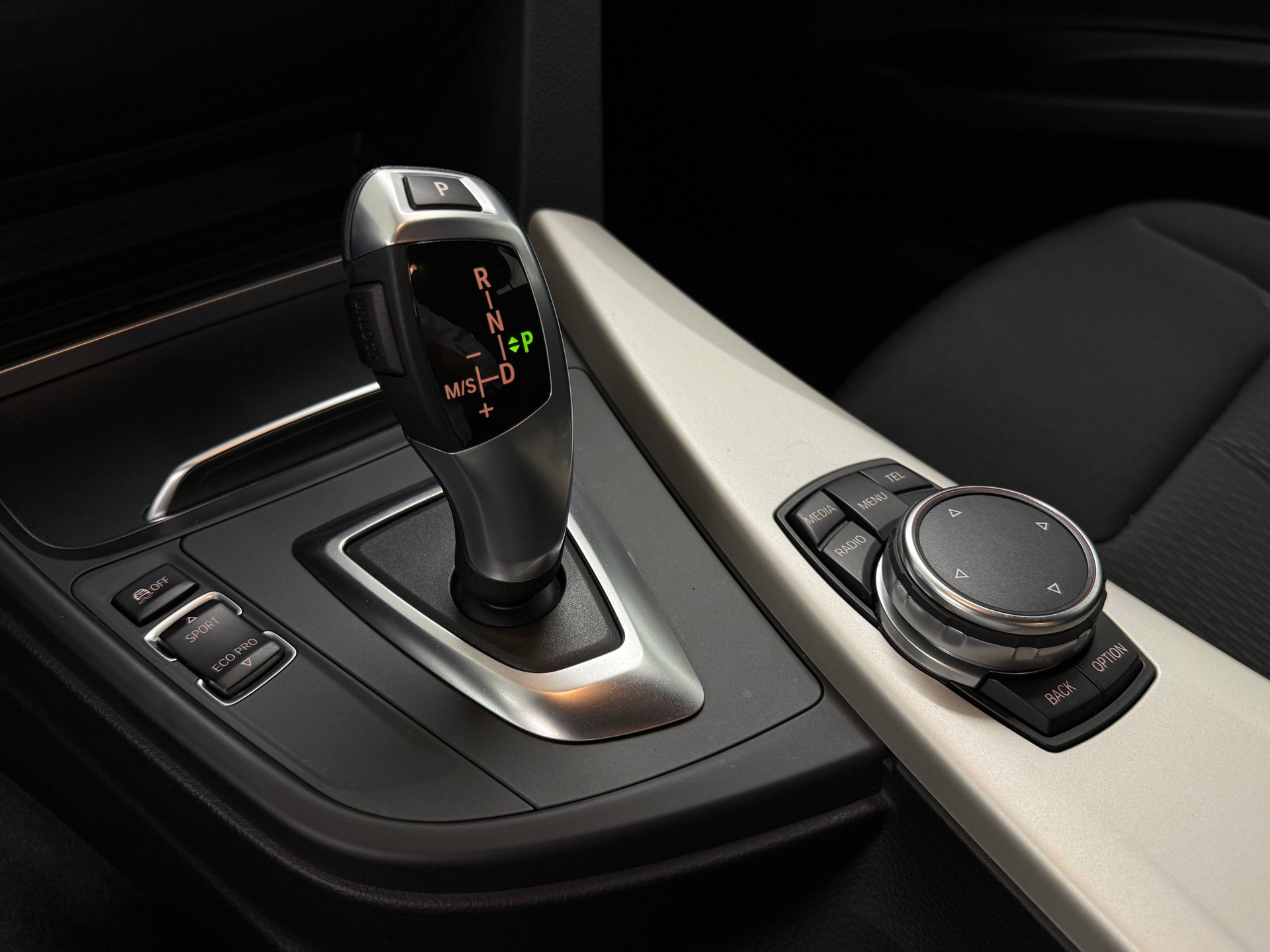 BMW 320d GT xDrive Steptronic-image-16