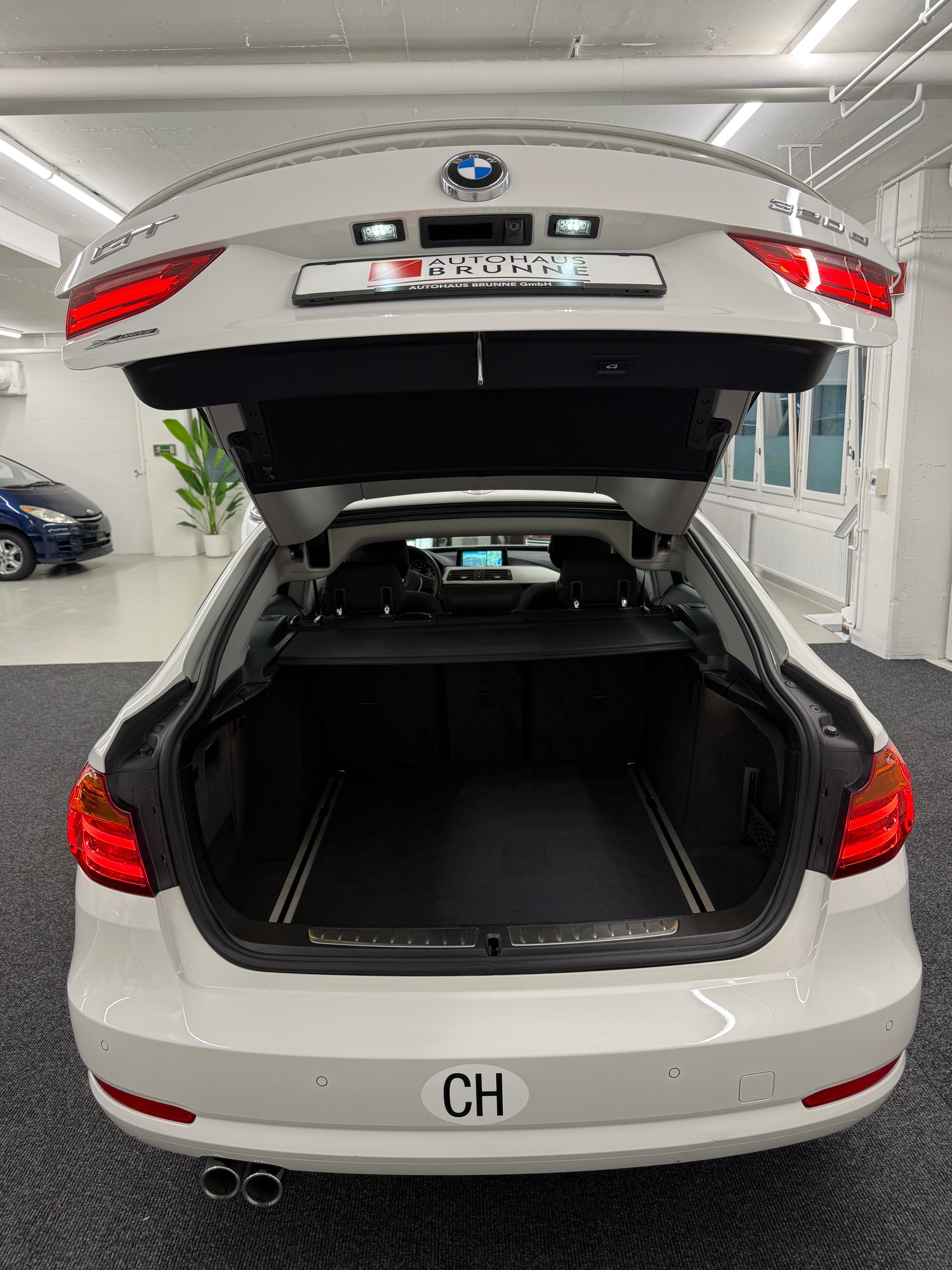 BMW 320d GT xDrive Steptronic-image-6