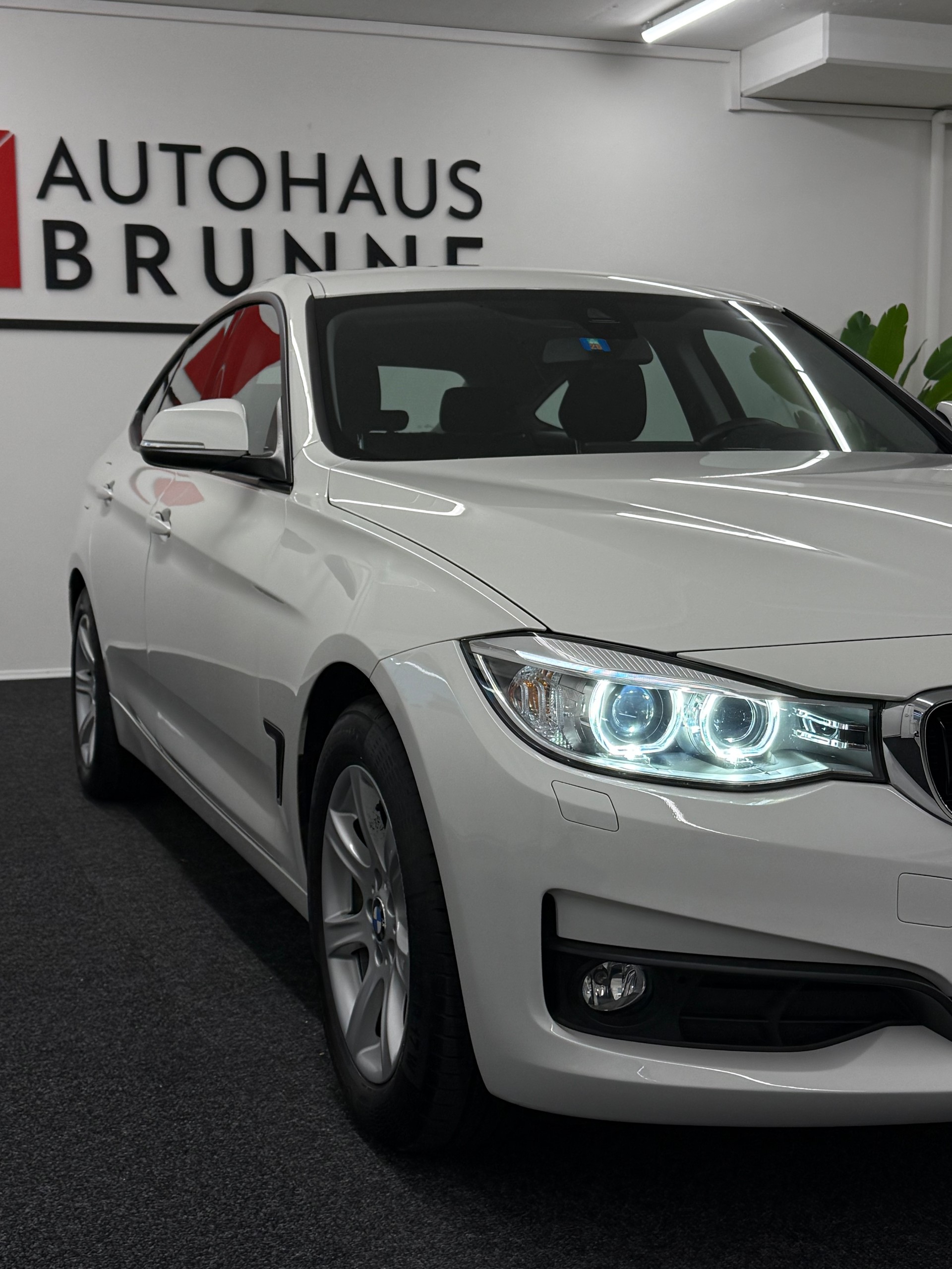 BMW 320d GT xDrive Steptronic-image-9