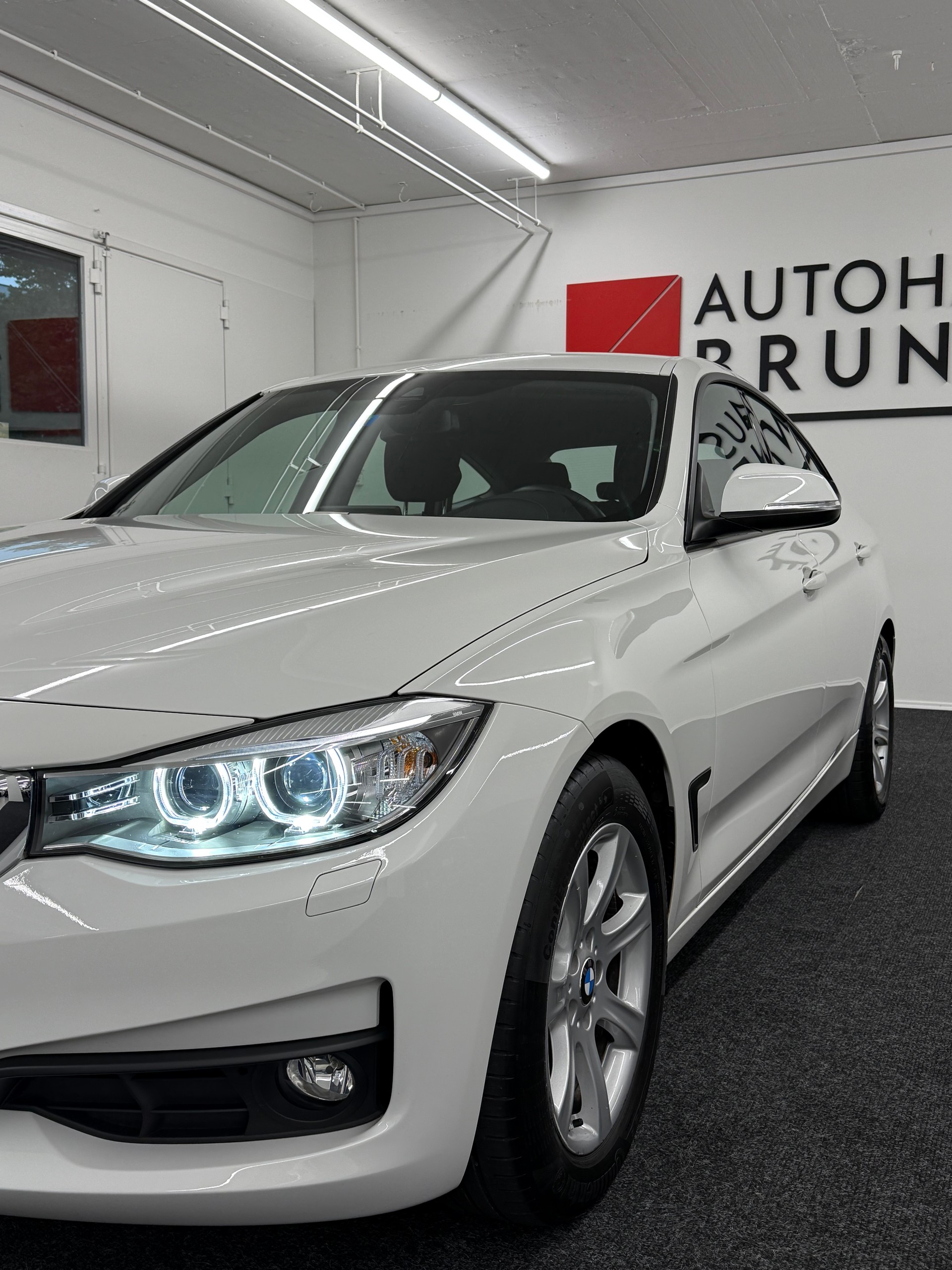 BMW 320d GT xDrive Steptronic-image-8