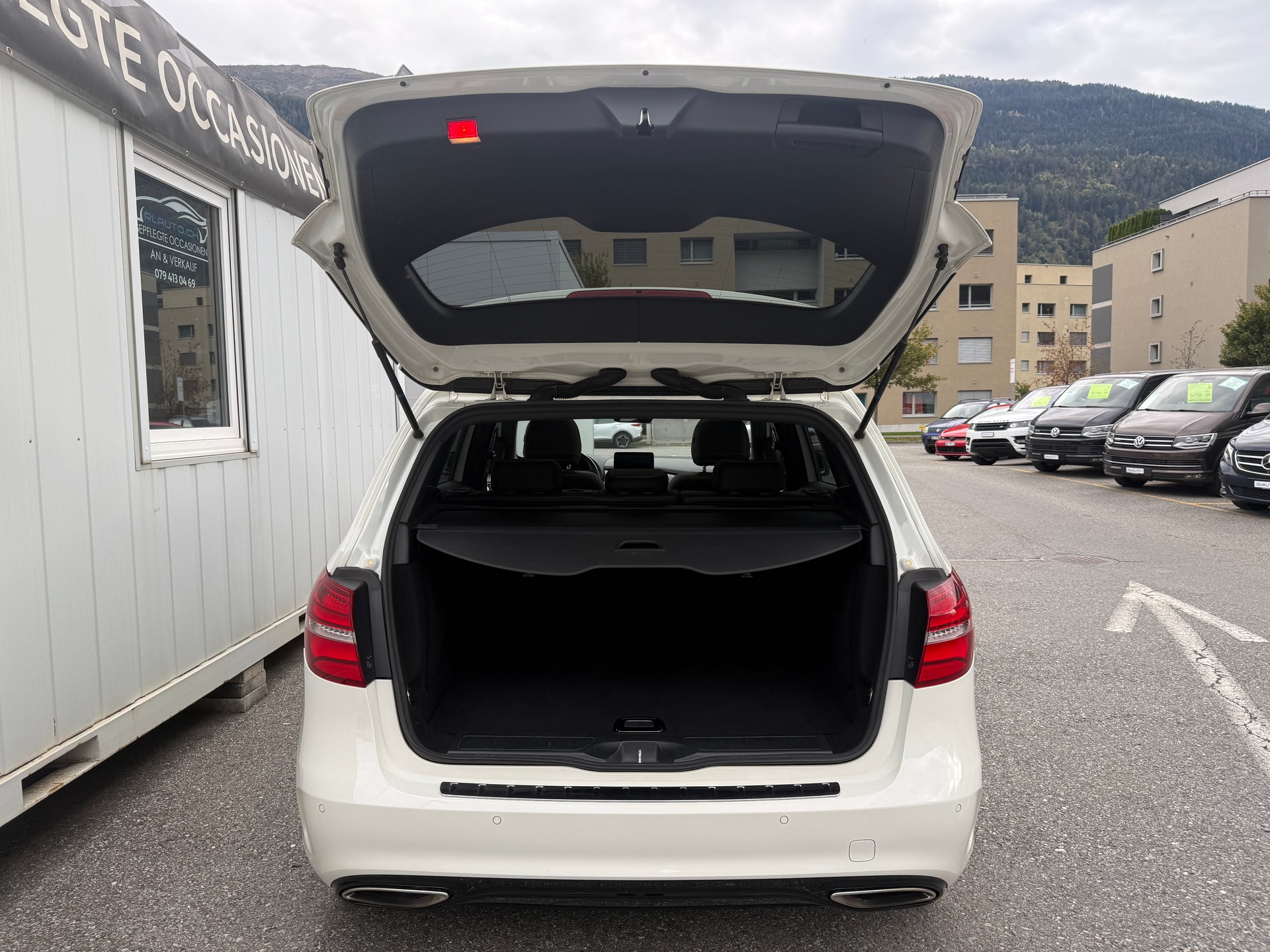 MERCEDES-BENZ B 220 AMG Line 4Matic 7G-DCT * SOMMER & WINTERRÄDER*-image-5